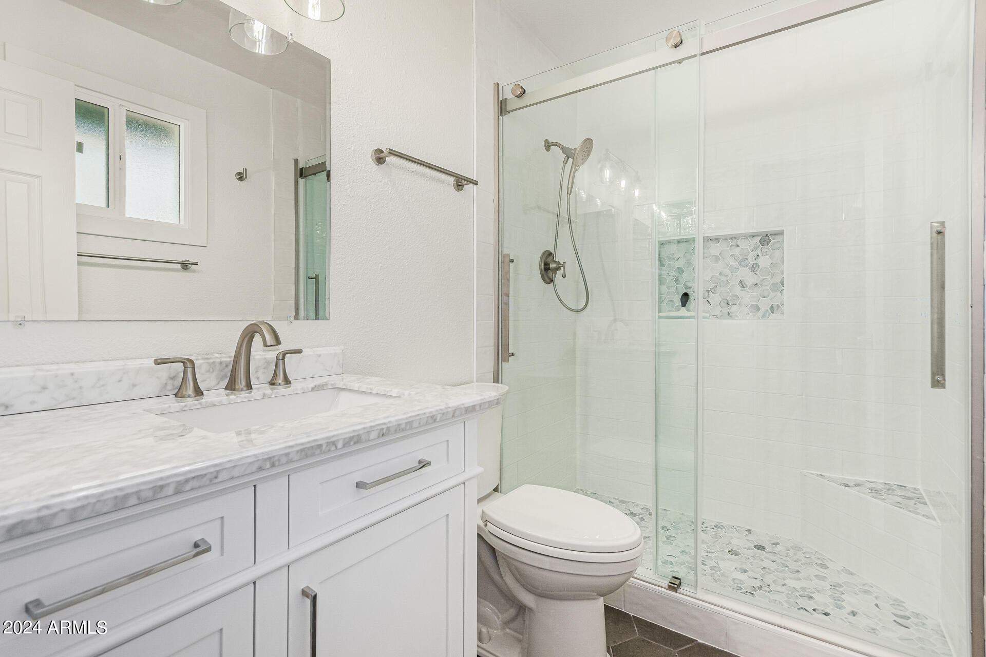 5337 S HAZELTON Lane