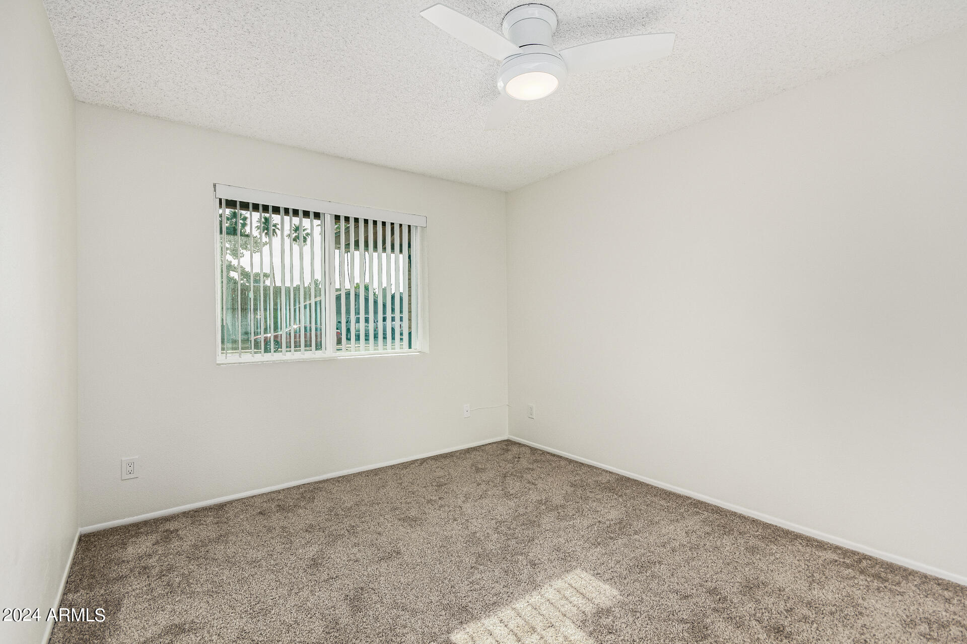 5337 S HAZELTON Lane