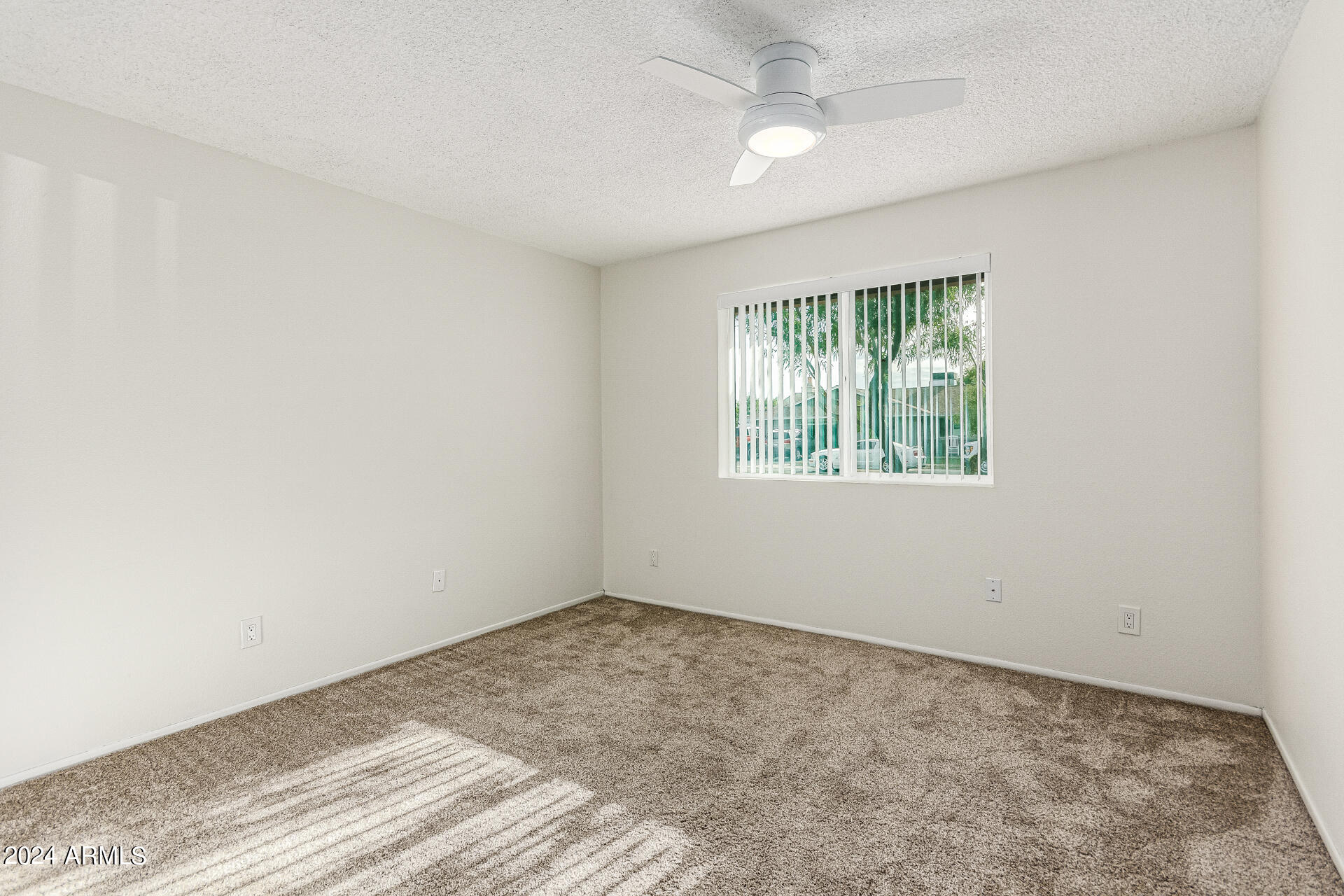 5337 S HAZELTON Lane