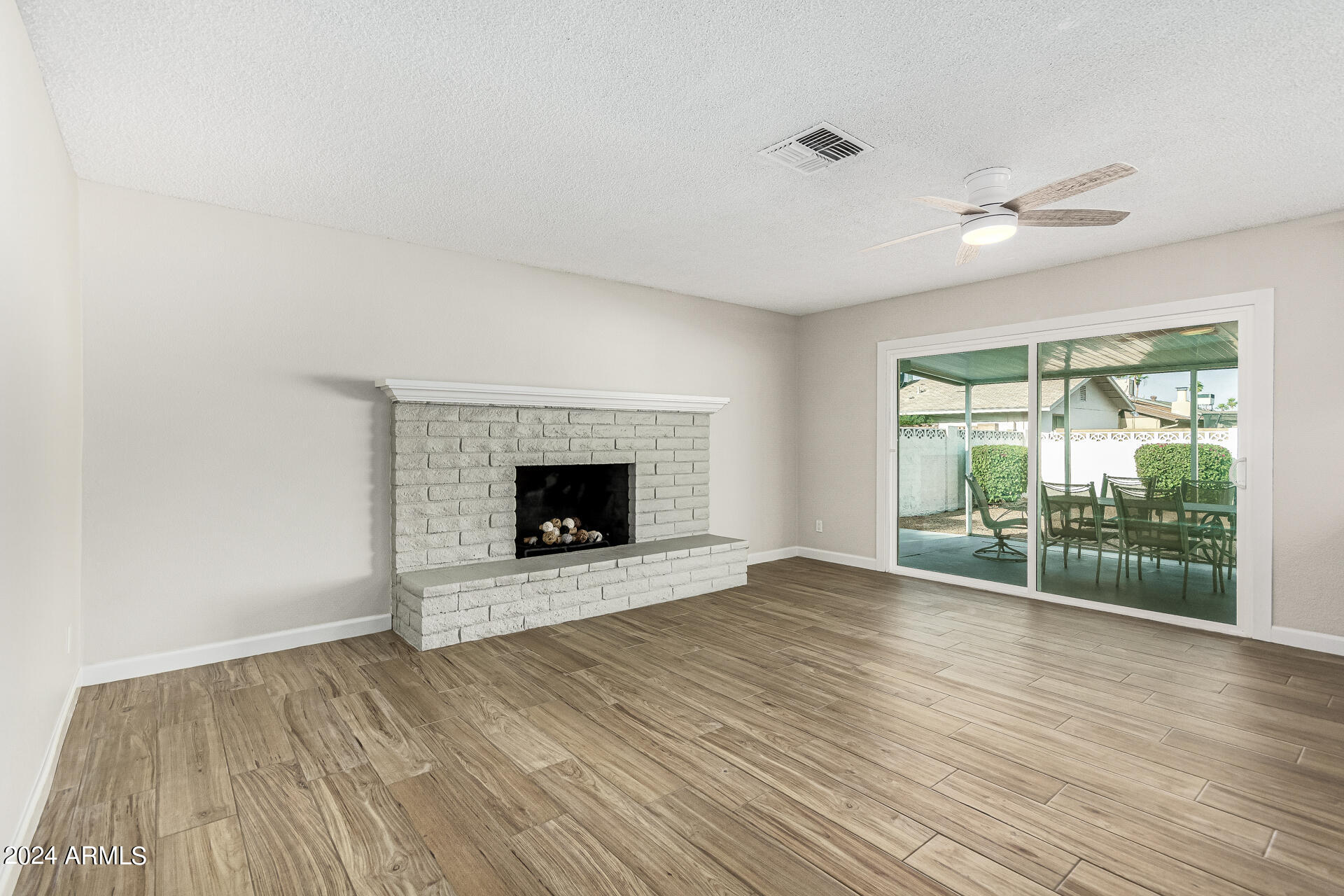 5337 S HAZELTON Lane