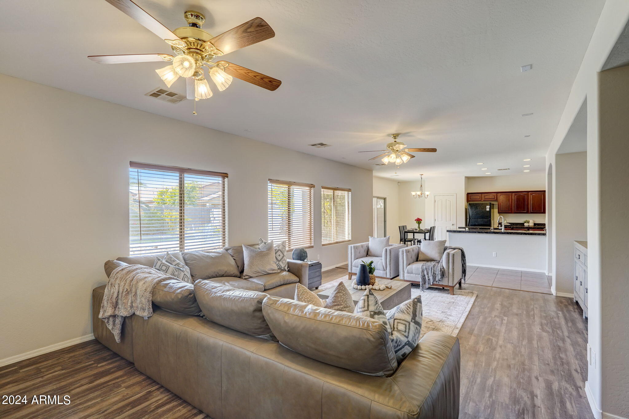 36505 W VELAZQUEZ Drive