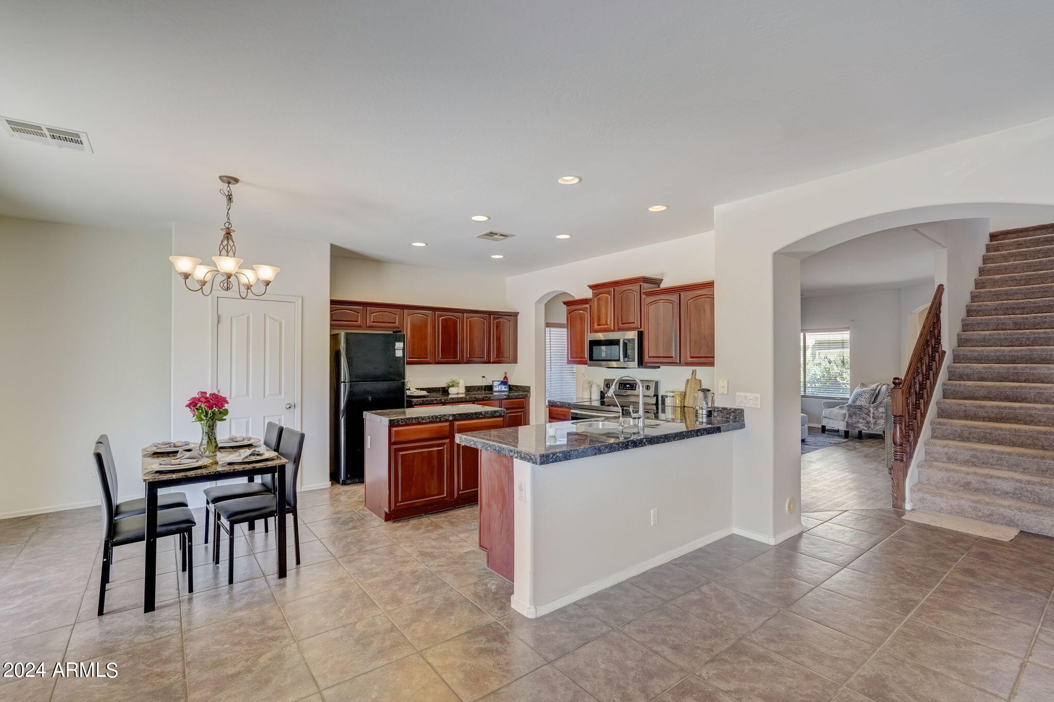 36505 W VELAZQUEZ Drive