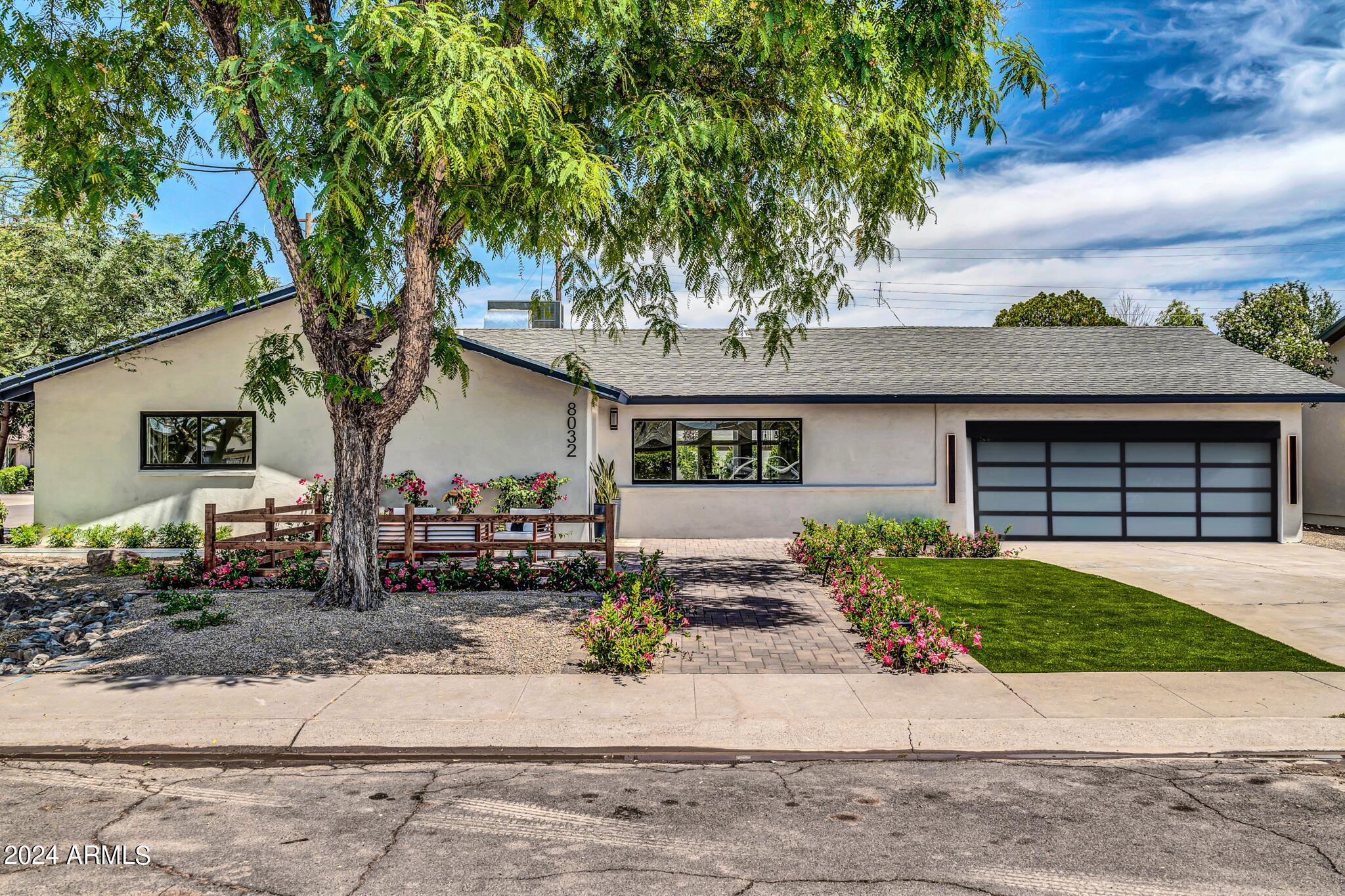 8032 E WILSHIRE Drive