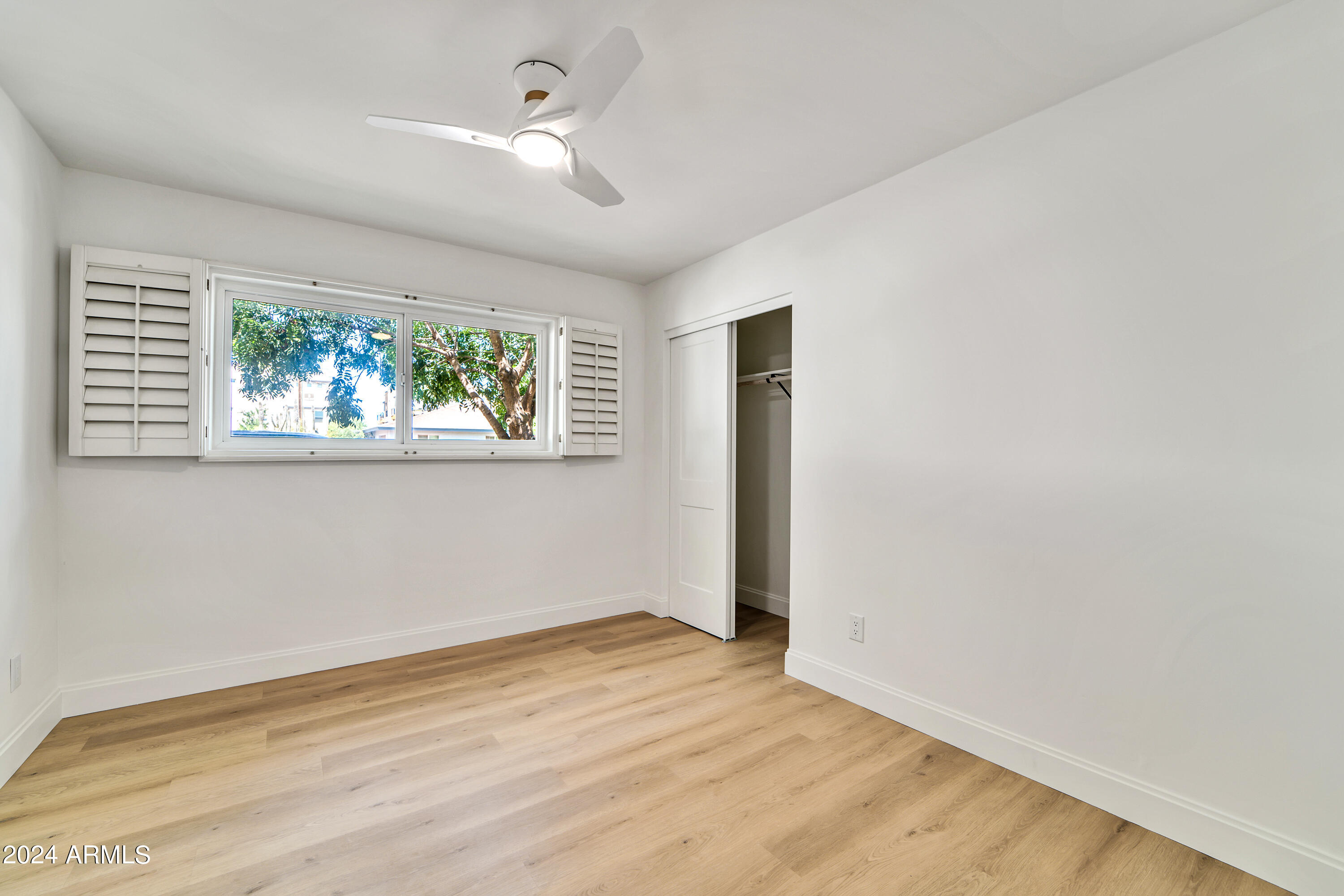 8032 E WILSHIRE Drive