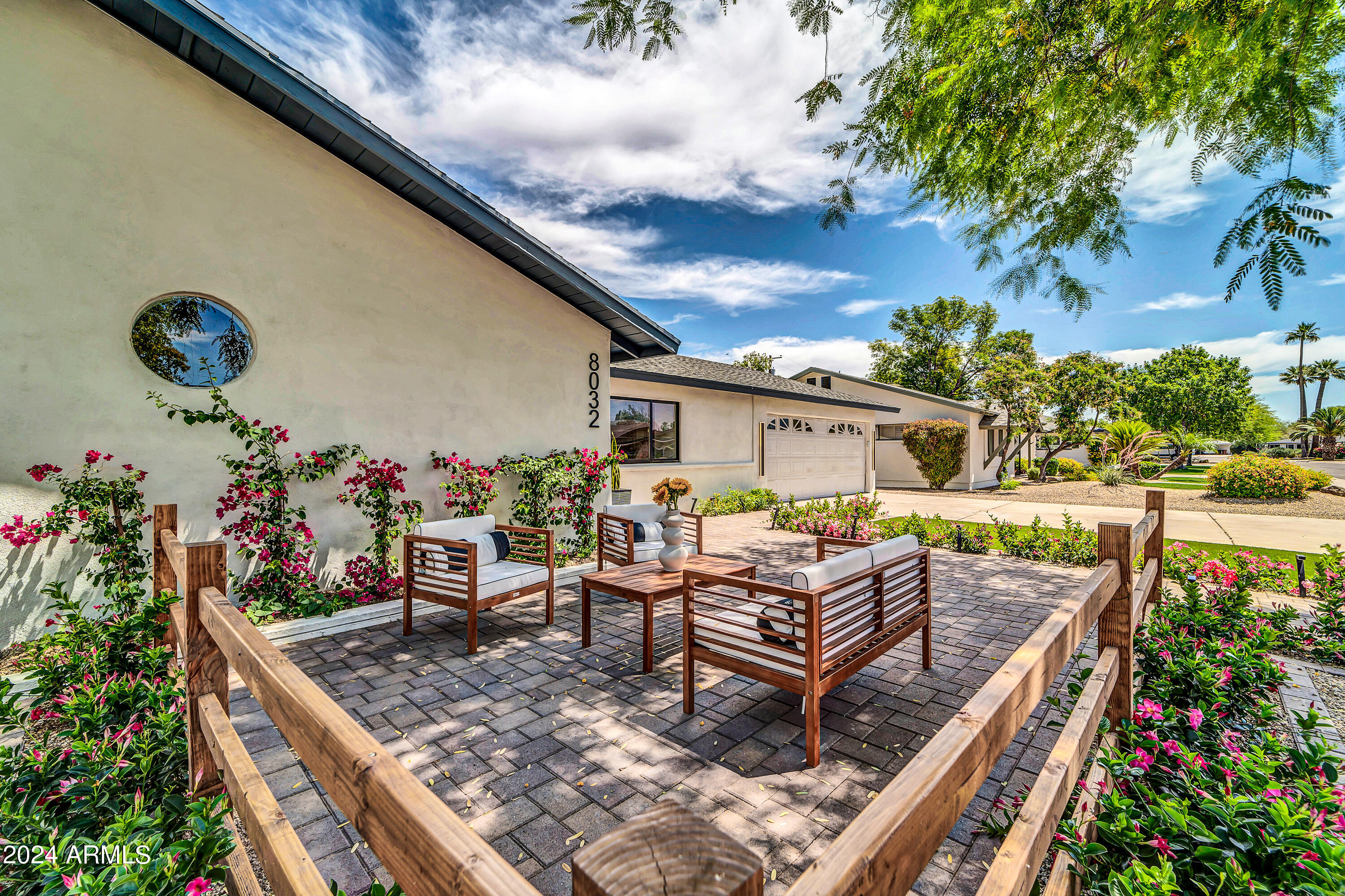 8032 E WILSHIRE Drive
