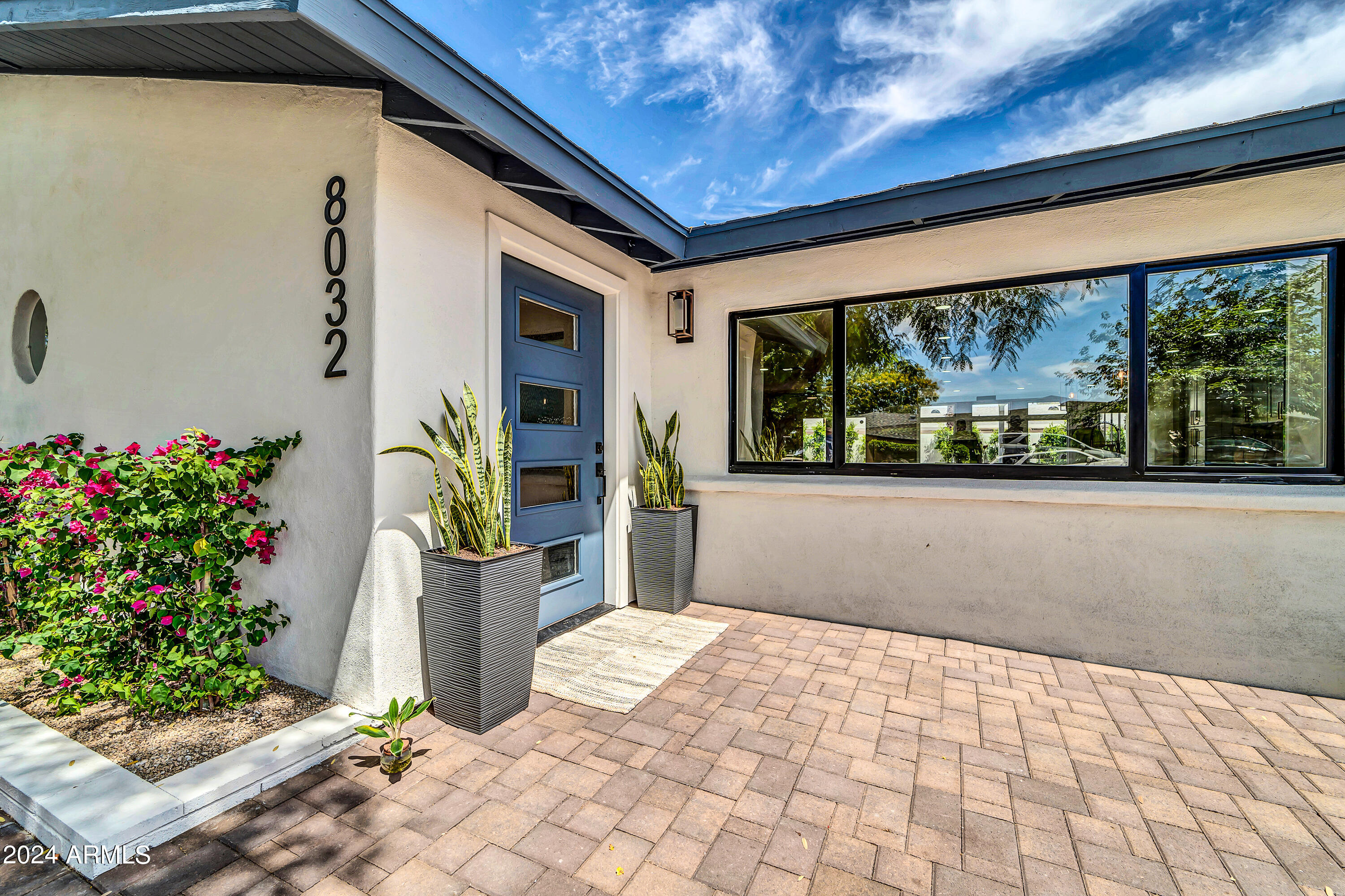 8032 E WILSHIRE Drive