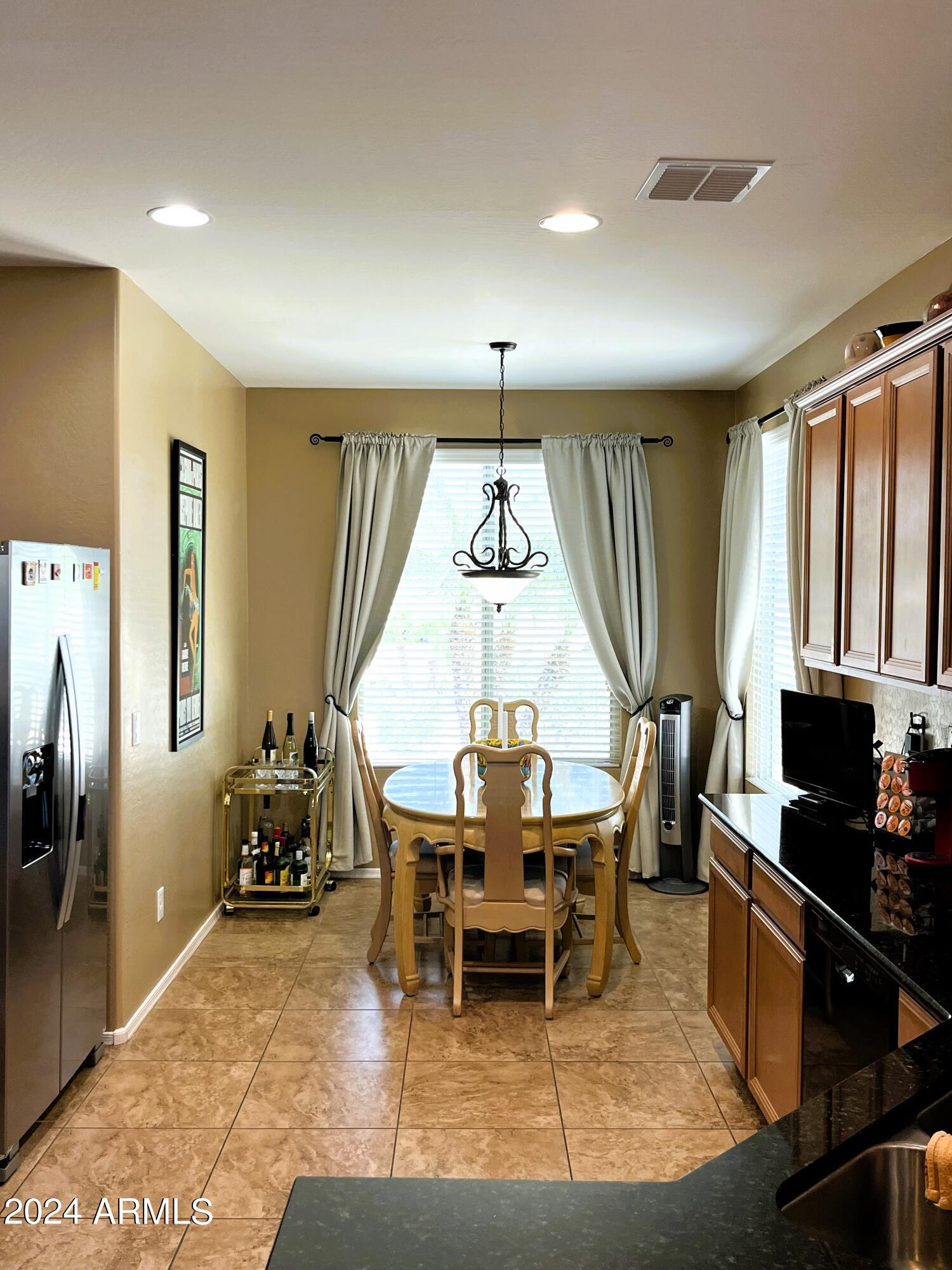 22973 W TWILIGHT Trail