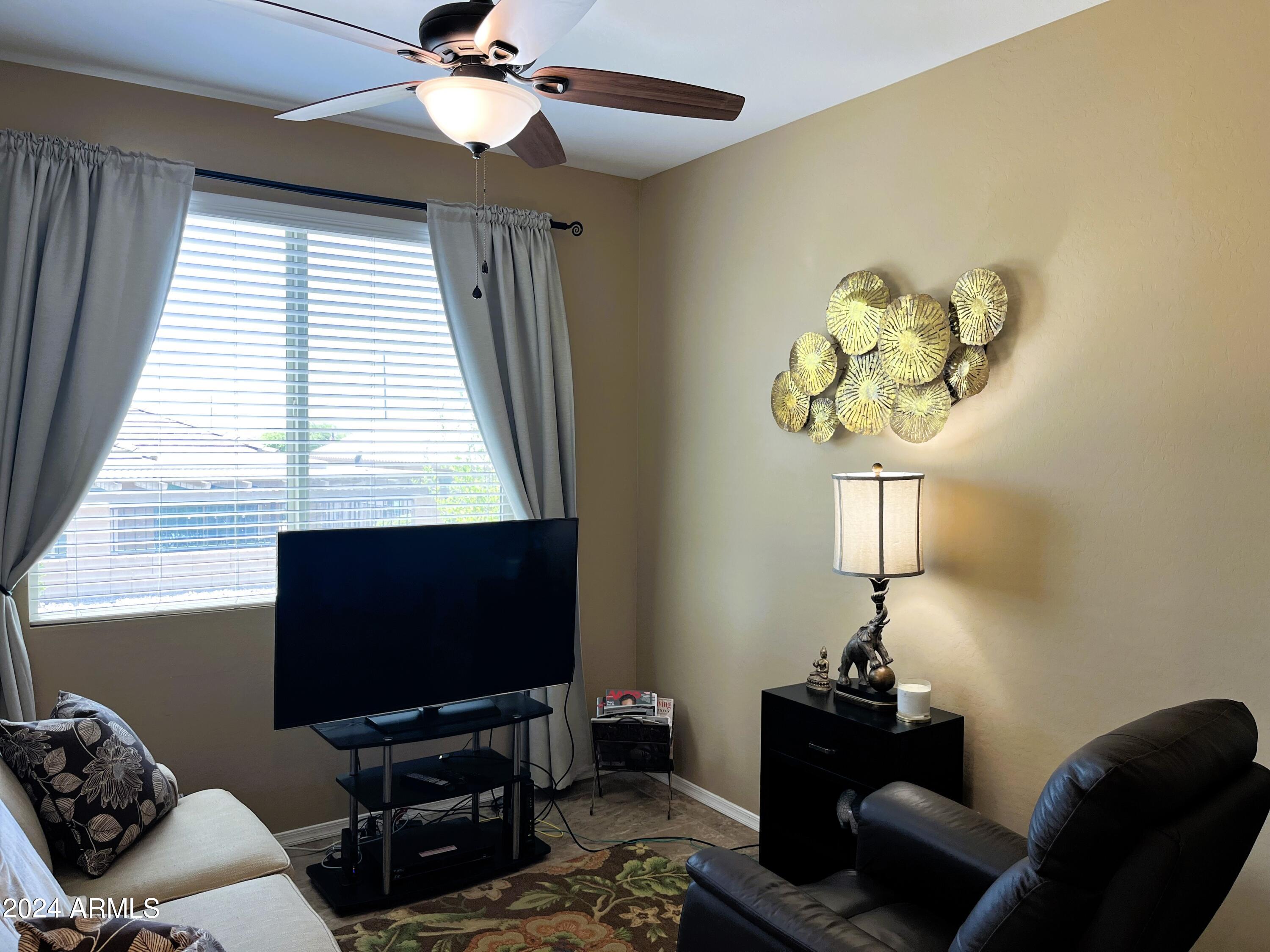 22973 W TWILIGHT Trail
