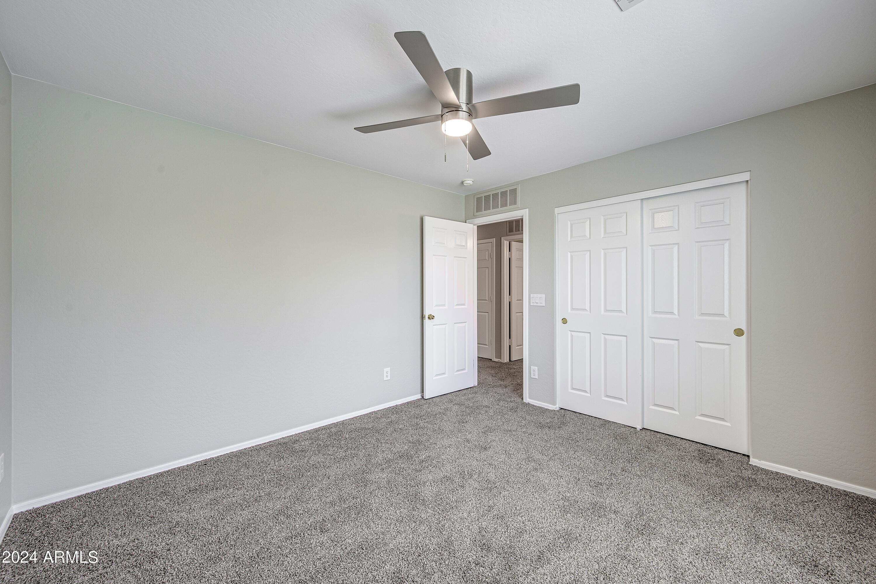 23582 W WAYLAND Drive