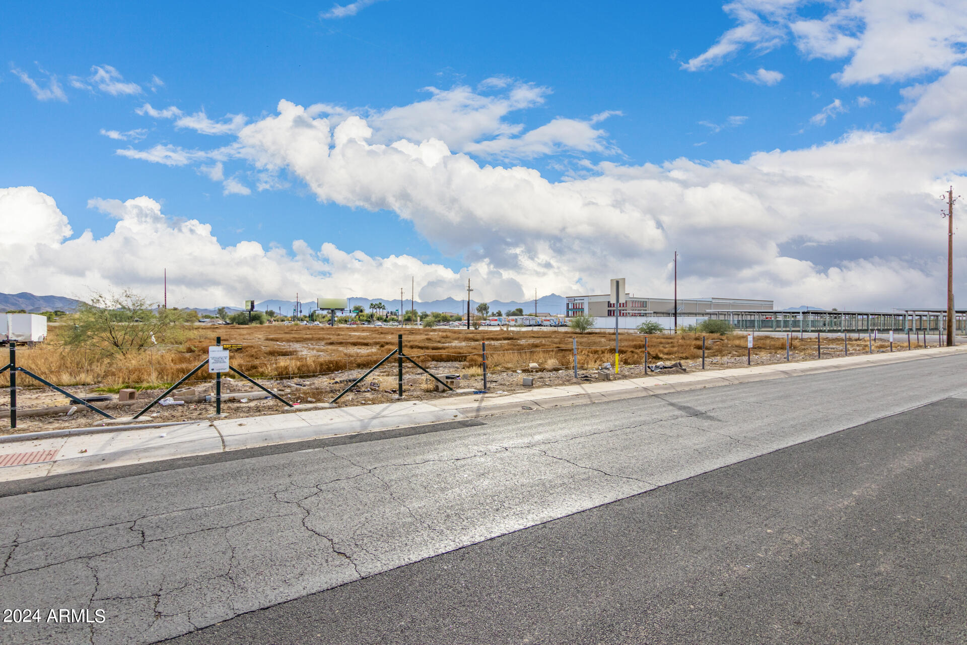 5819 S 43rd Avenue Unit: -