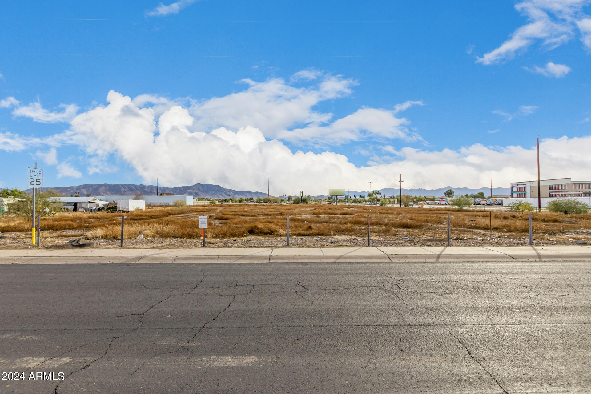 5819 S 43rd Avenue Unit: -