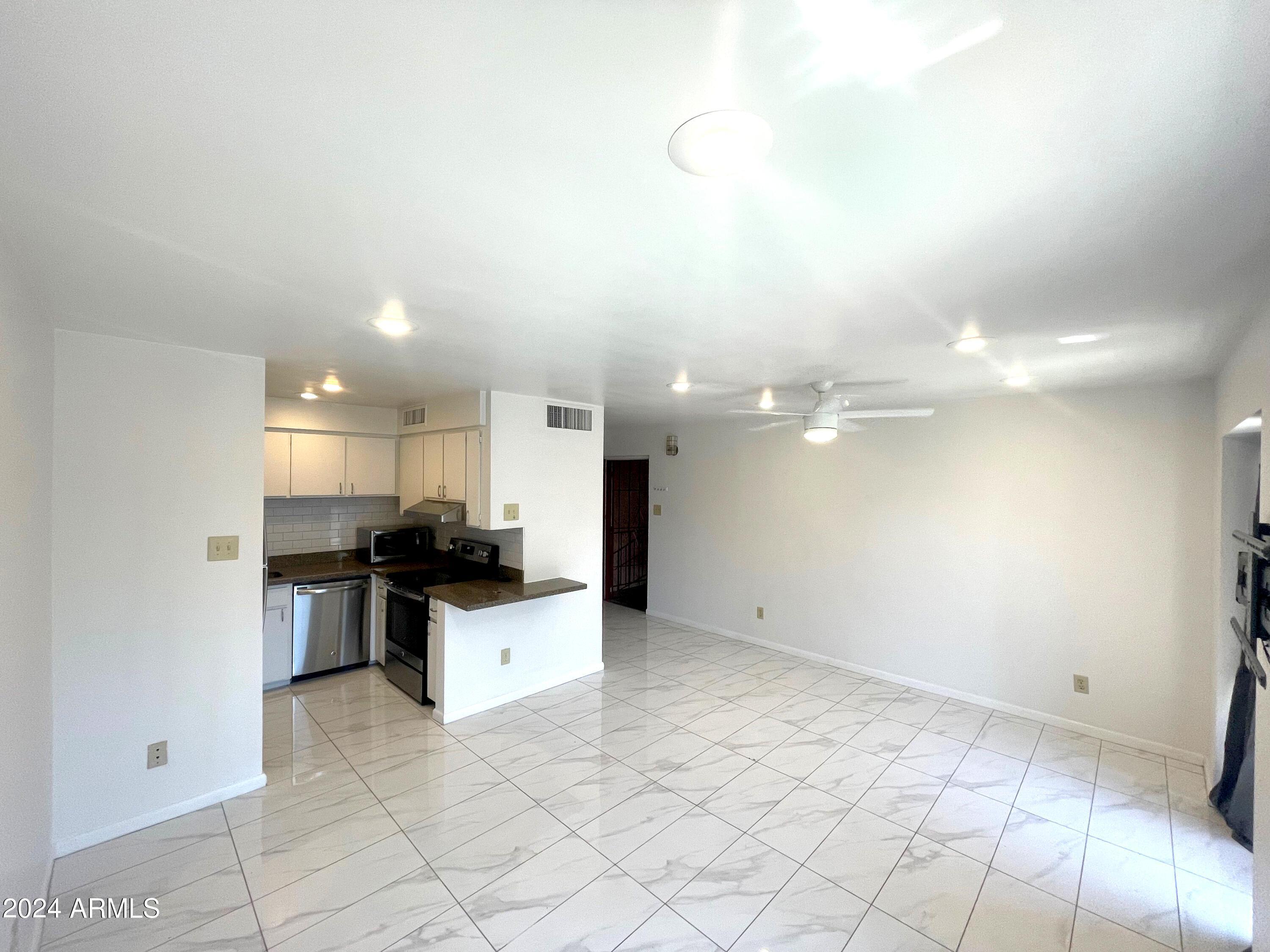 1016 E Osborn Road Unit F