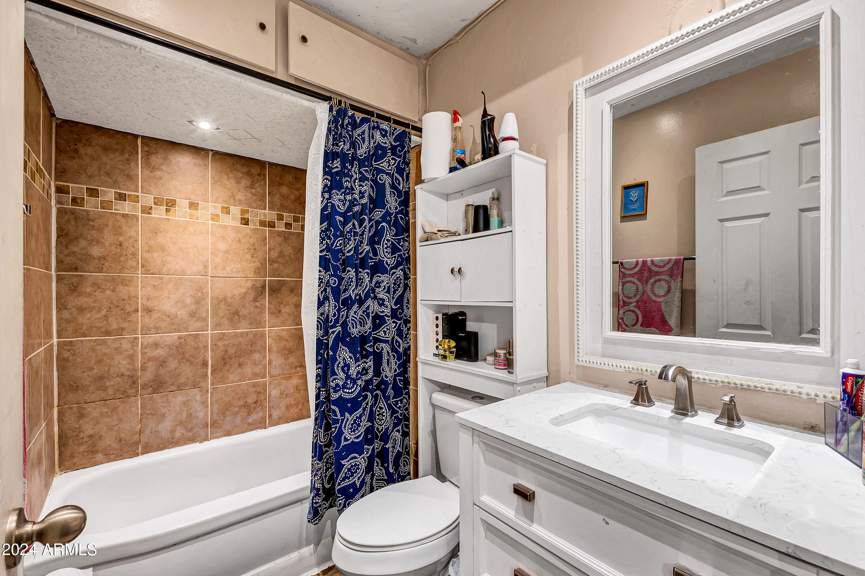 2631 W ROSE Lane # 1 Unit: B-1