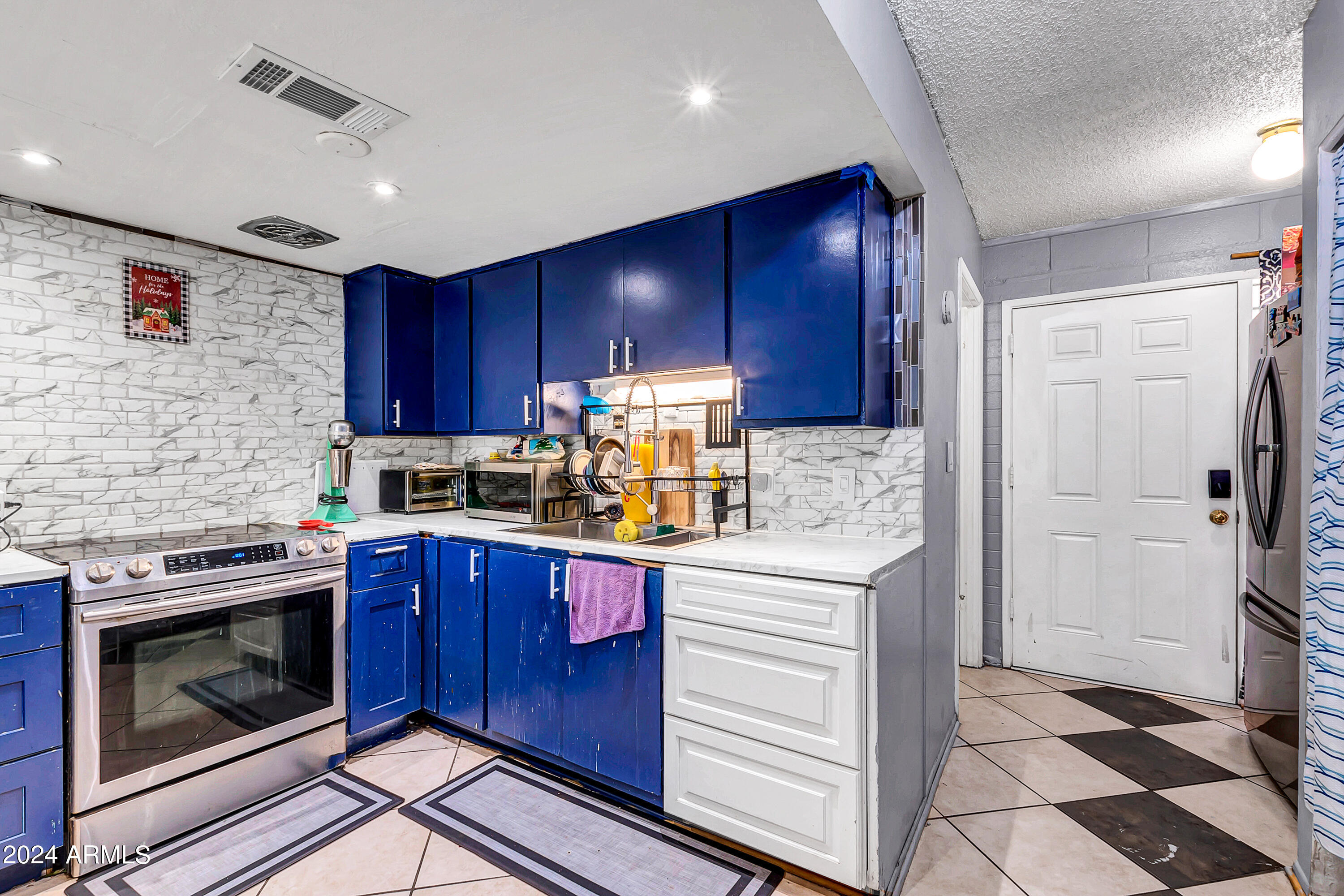 2631 W ROSE Lane # 1 Unit: B-1