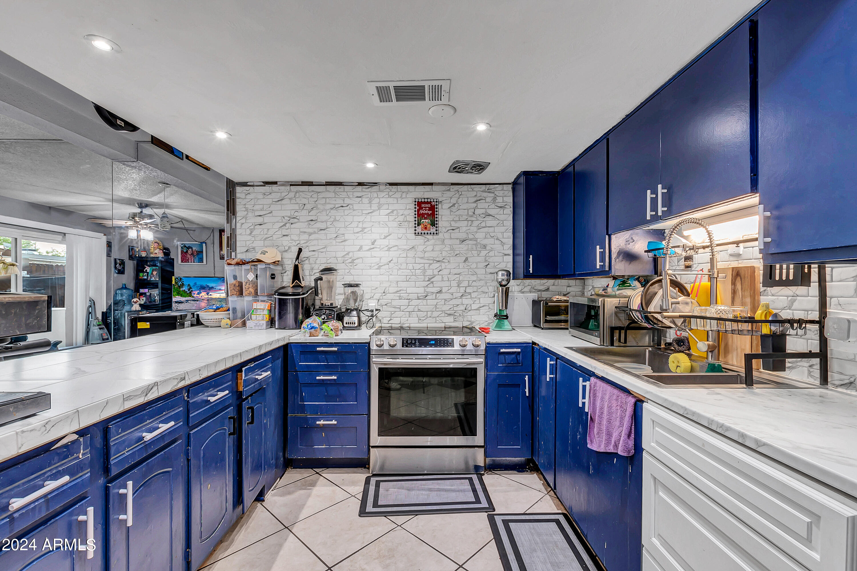 2631 W ROSE Lane # 1 Unit: B-1