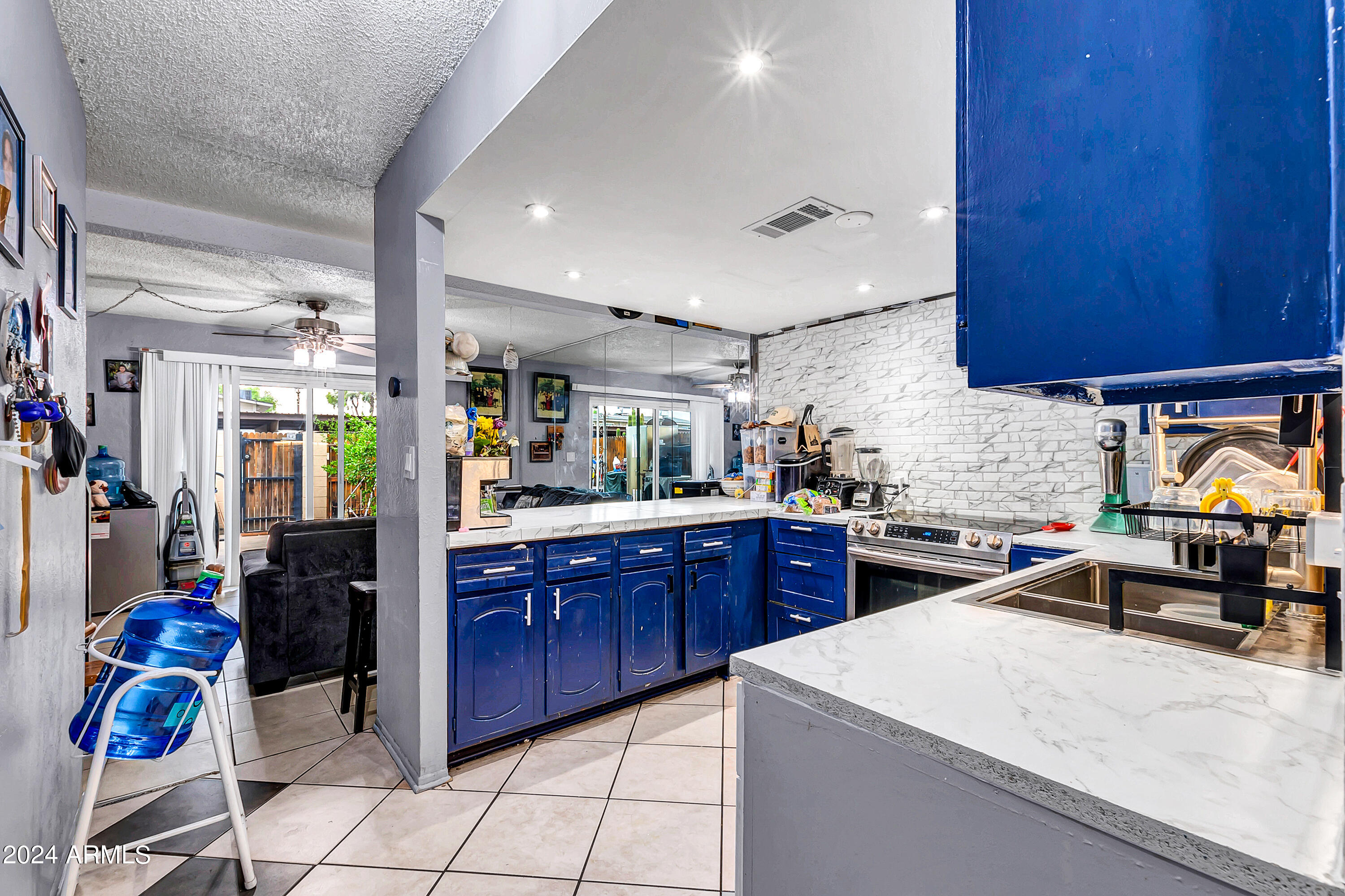 2631 W ROSE Lane # 1 Unit: B-1