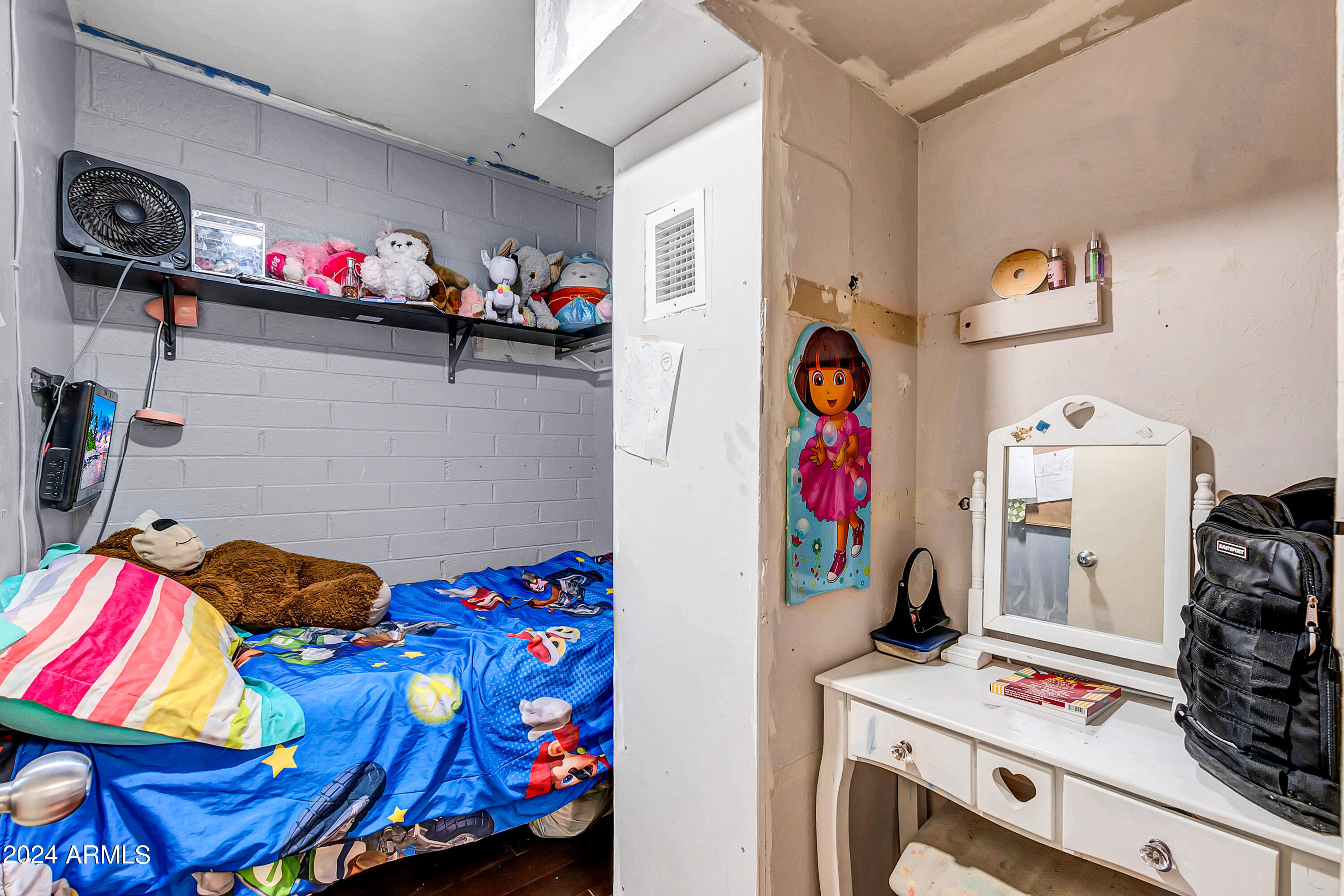 2631 W ROSE Lane # 1 Unit: B-1