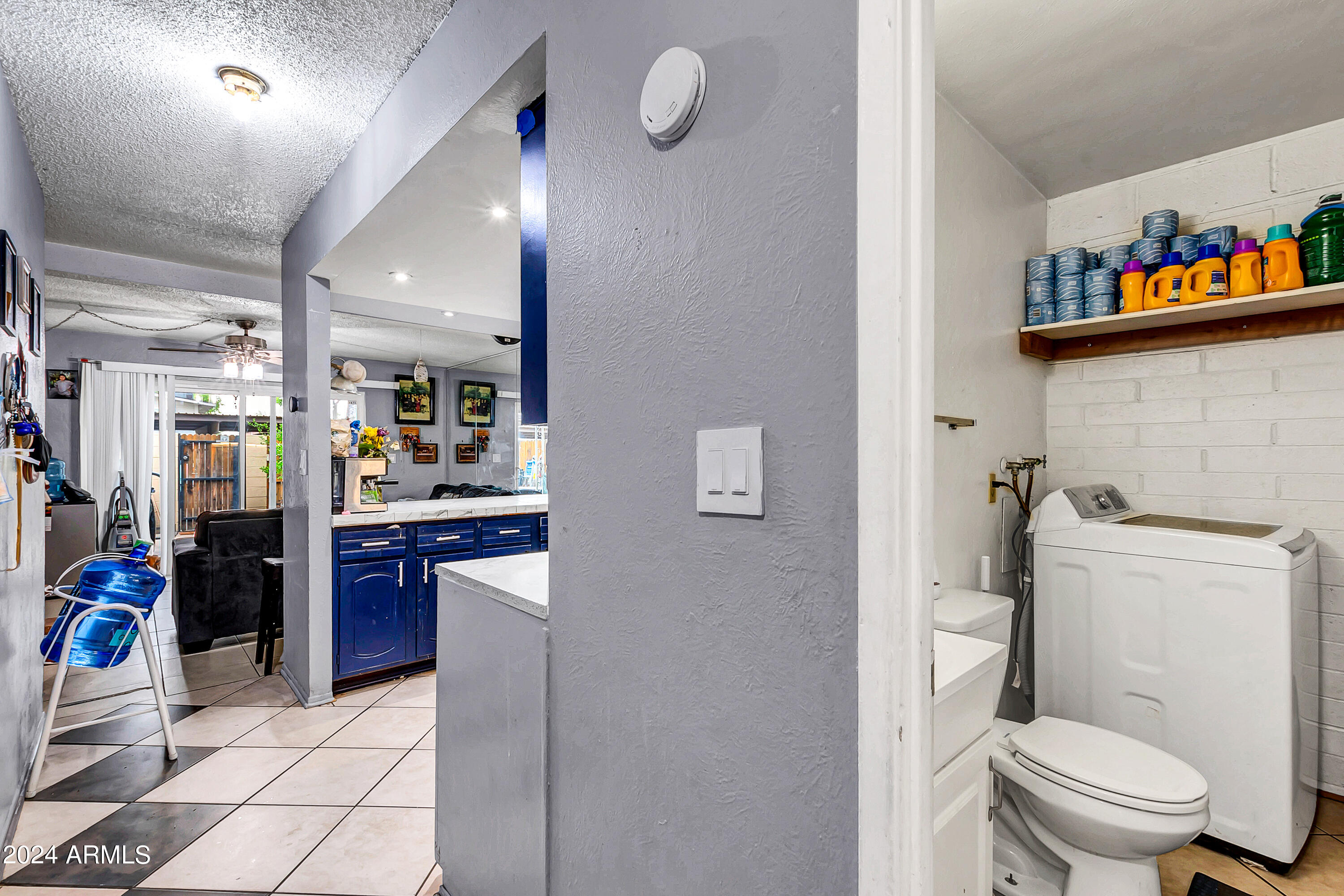 2631 W ROSE Lane # 1 Unit: B-1