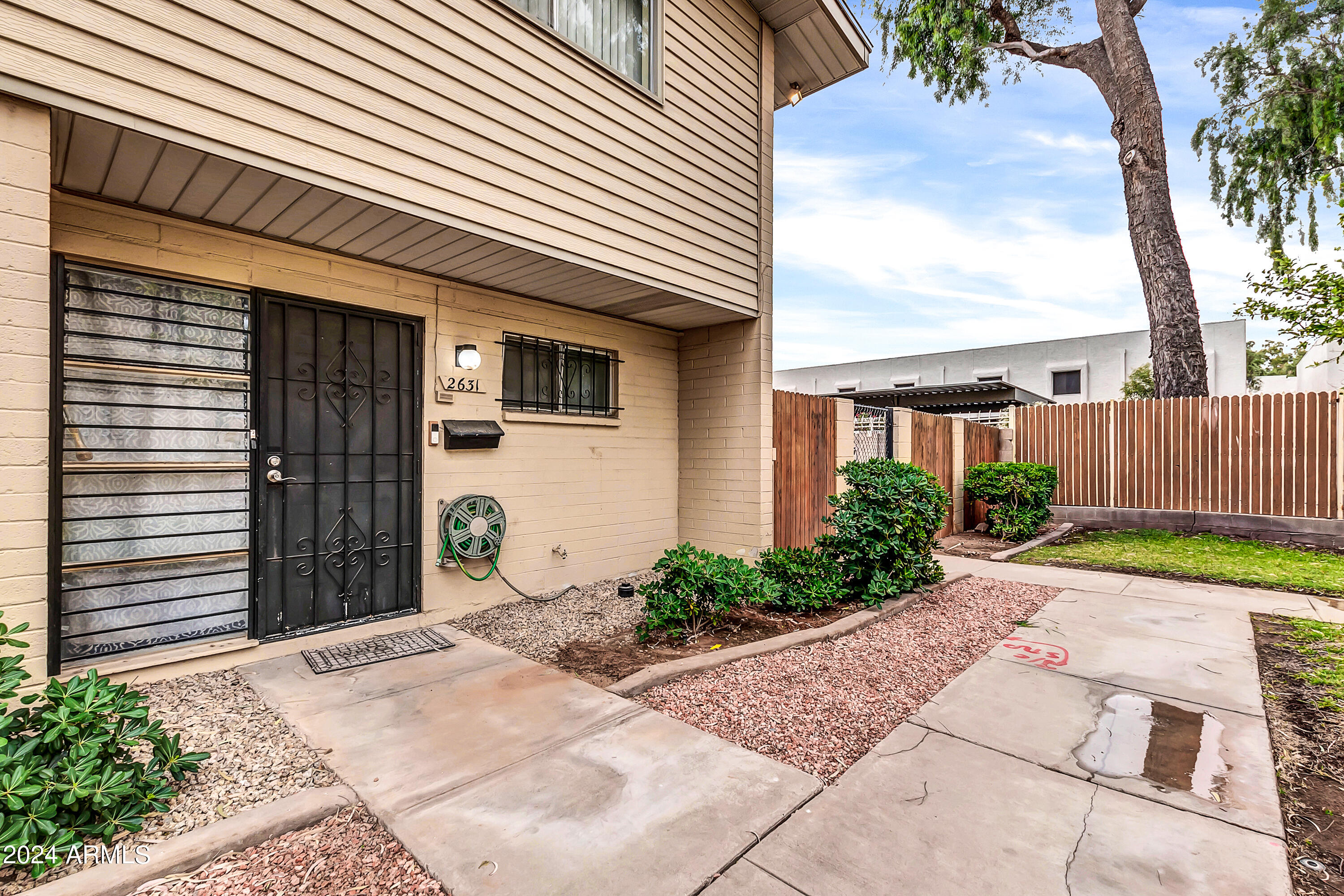 2631 W ROSE Lane # 1 Unit: B-1