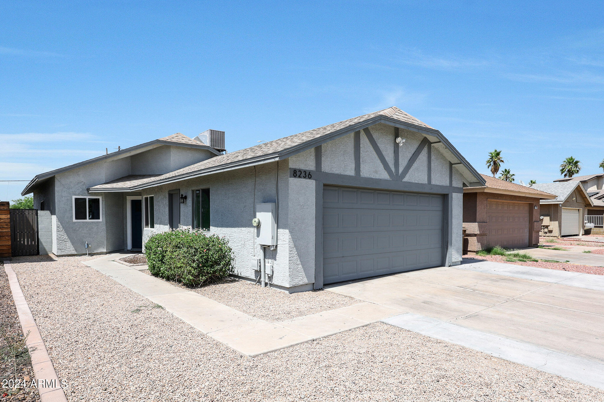 8236 W GREER Avenue