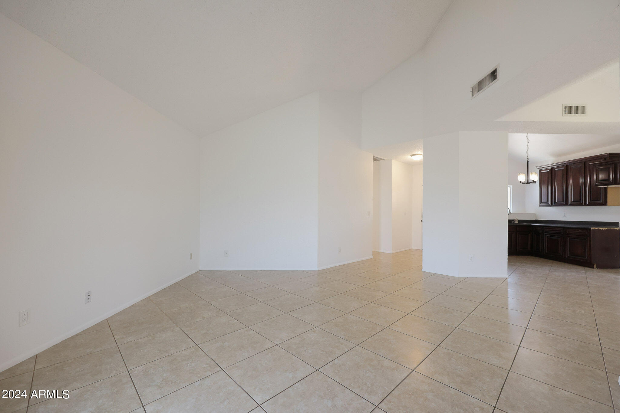 8236 W GREER Avenue