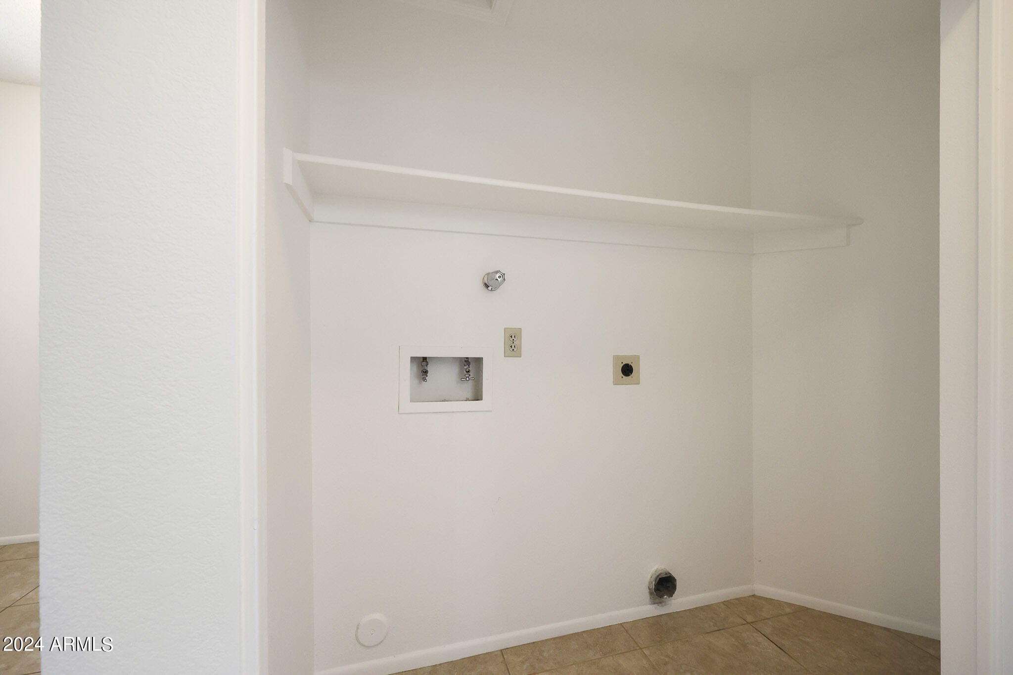 8236 W GREER Avenue