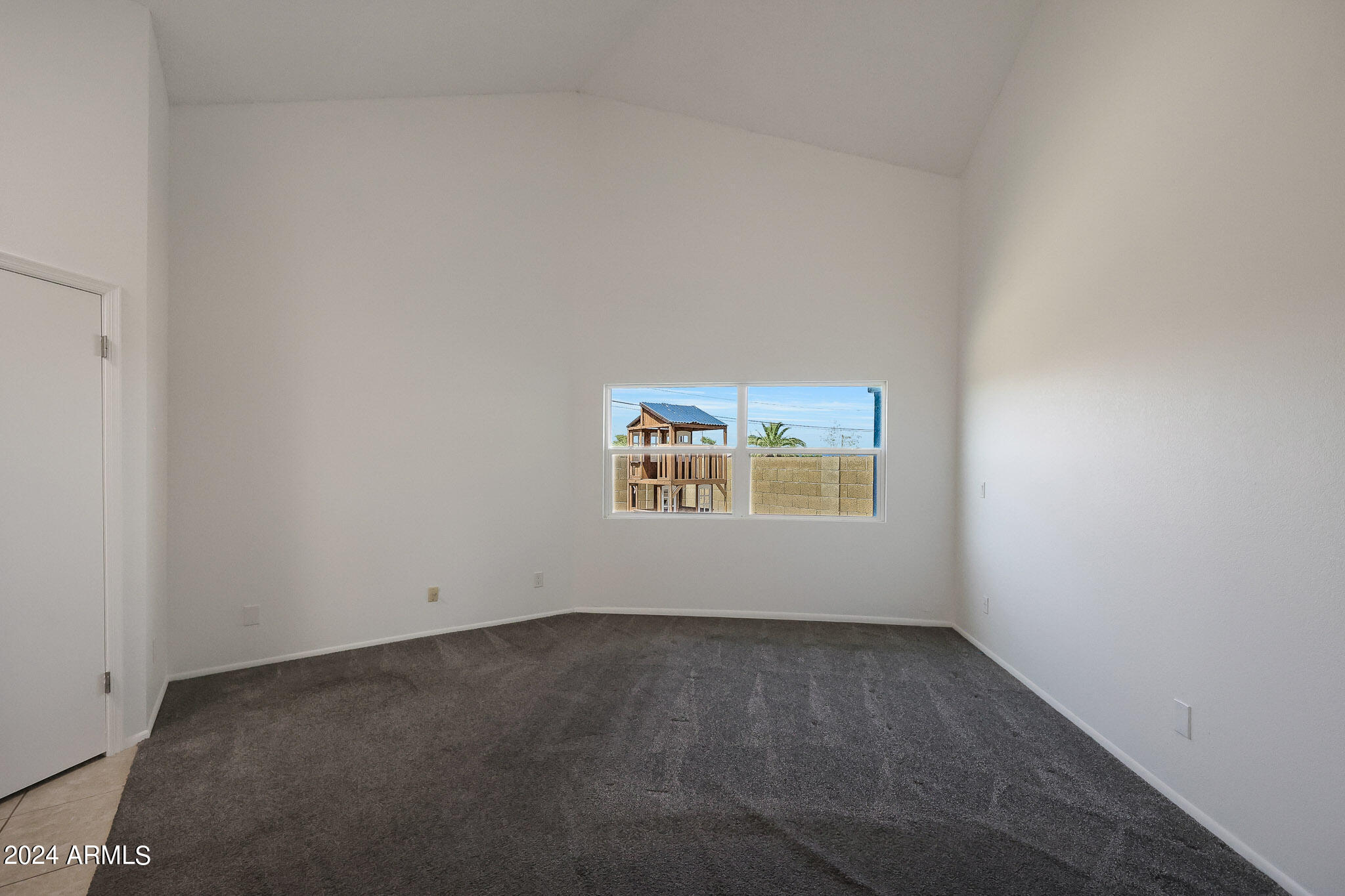 8236 W GREER Avenue