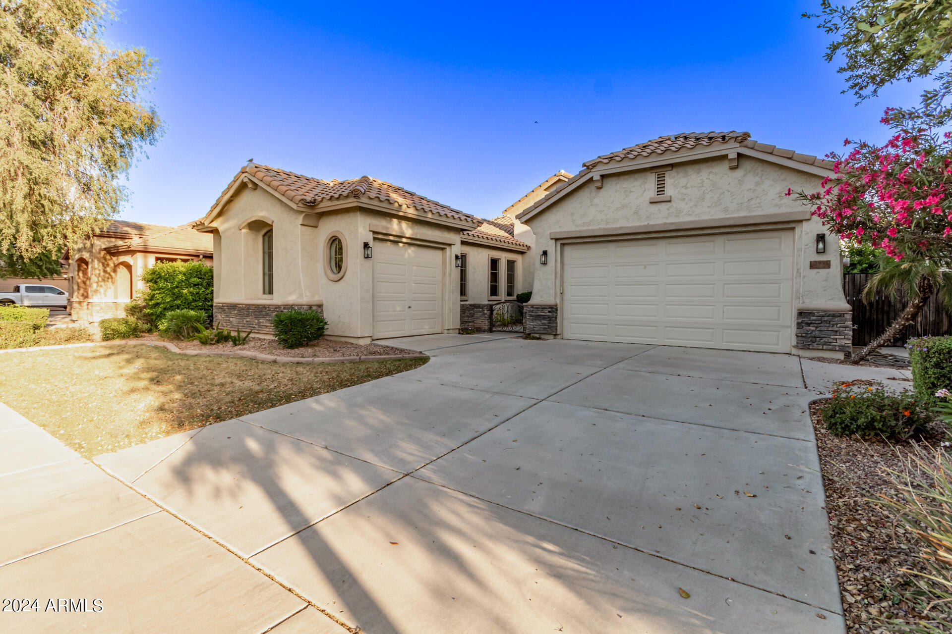 2935 E BLUE SAGE Road