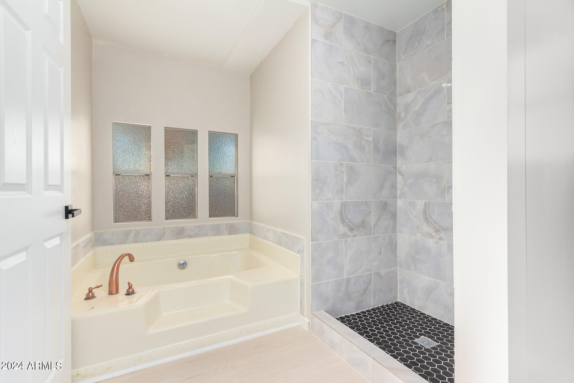 303 E SOUTH MOUNTAIN Avenue # 5