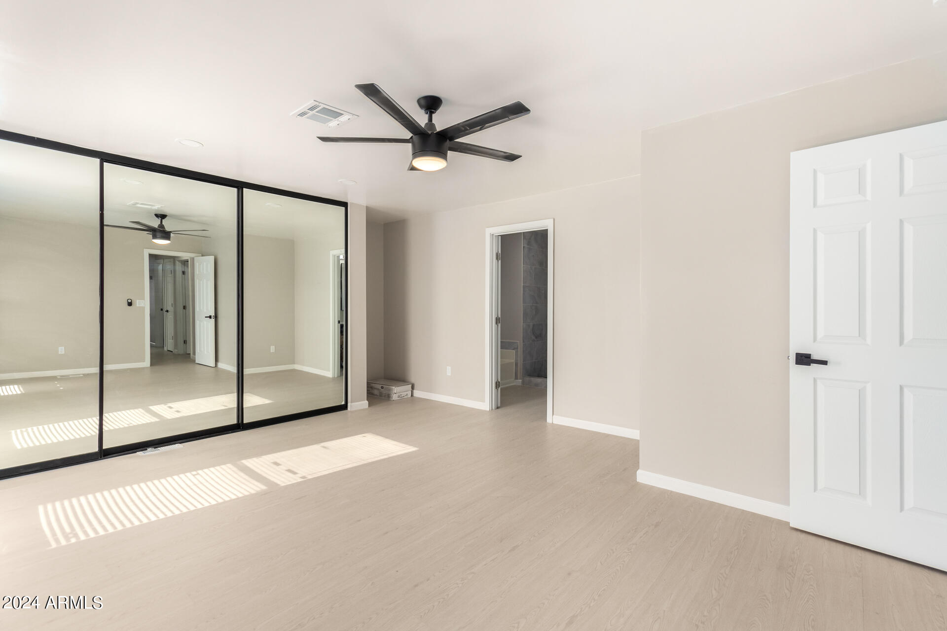 303 E SOUTH MOUNTAIN Avenue # 5