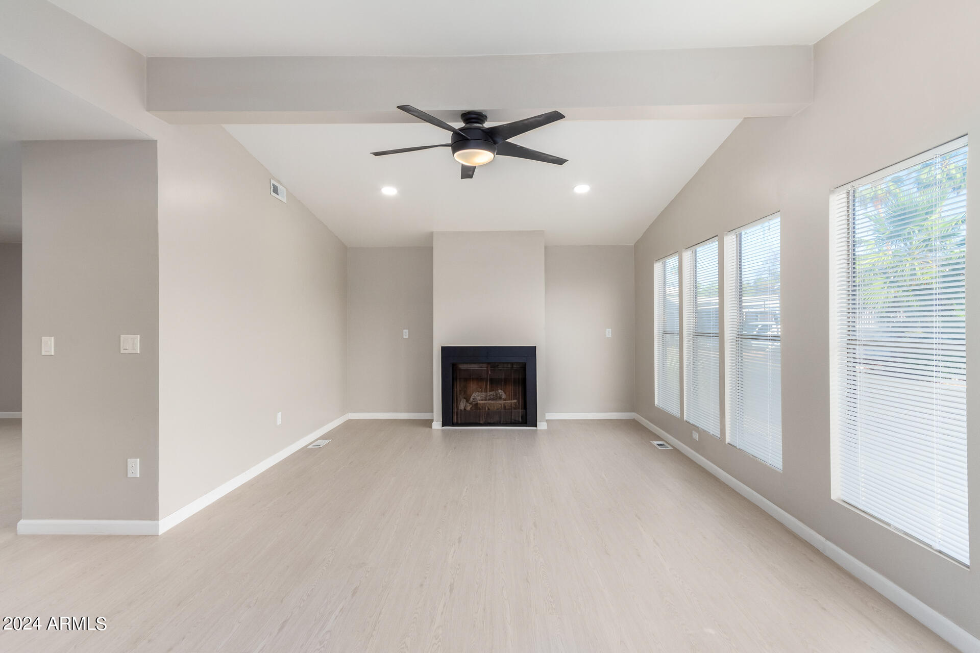 303 E SOUTH MOUNTAIN Avenue # 5