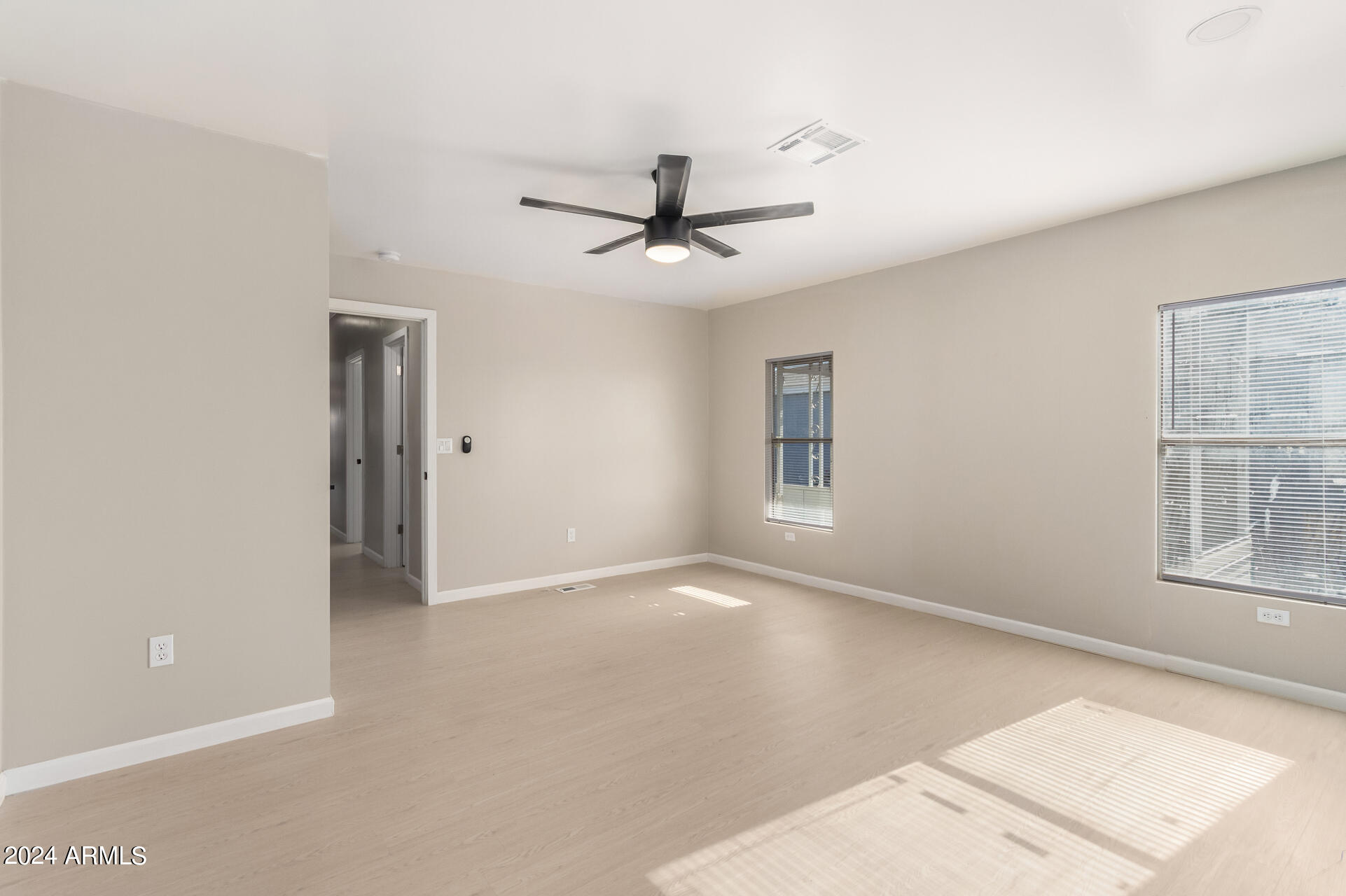 303 E SOUTH MOUNTAIN Avenue # 5