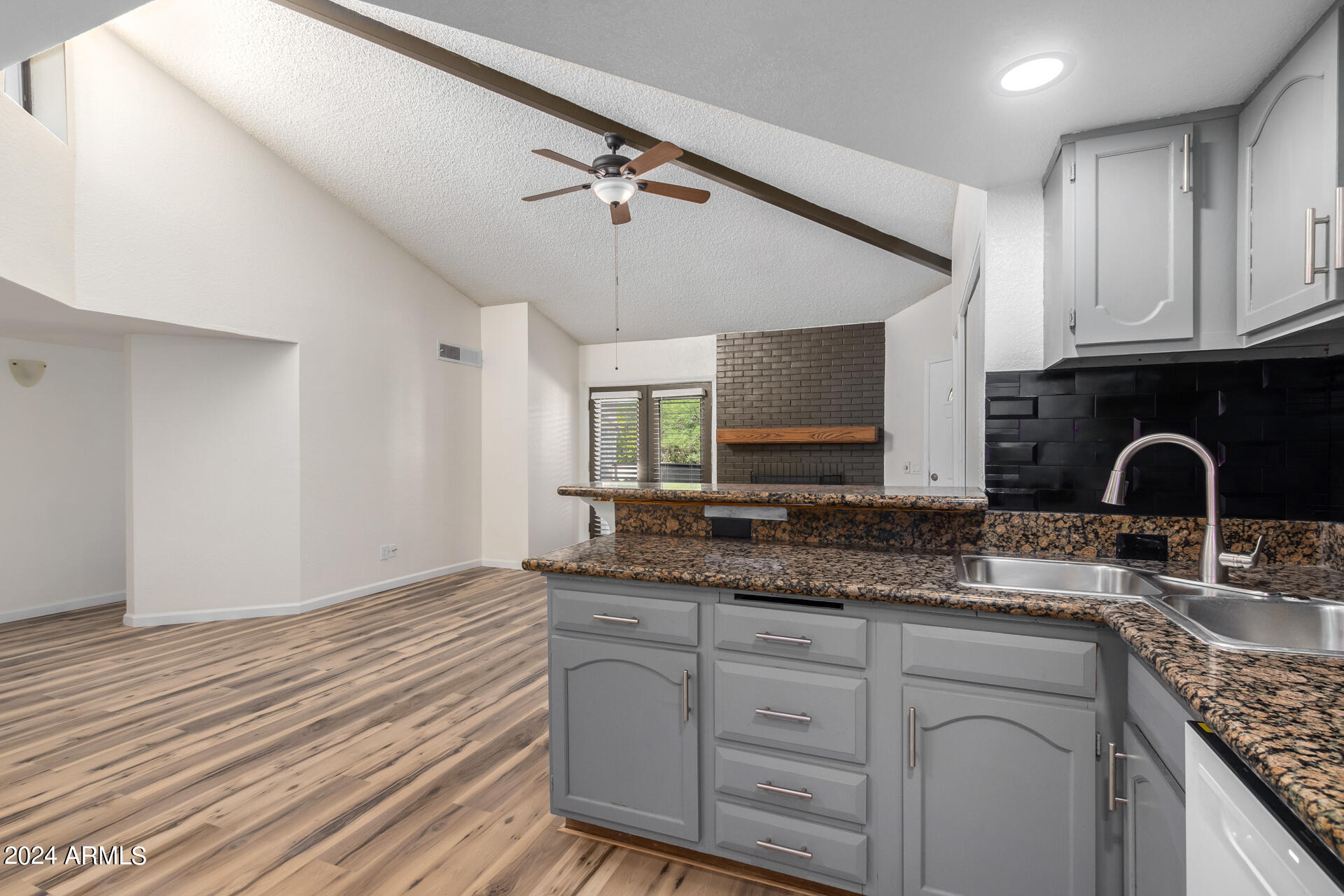 16402 N 31st Street # 212