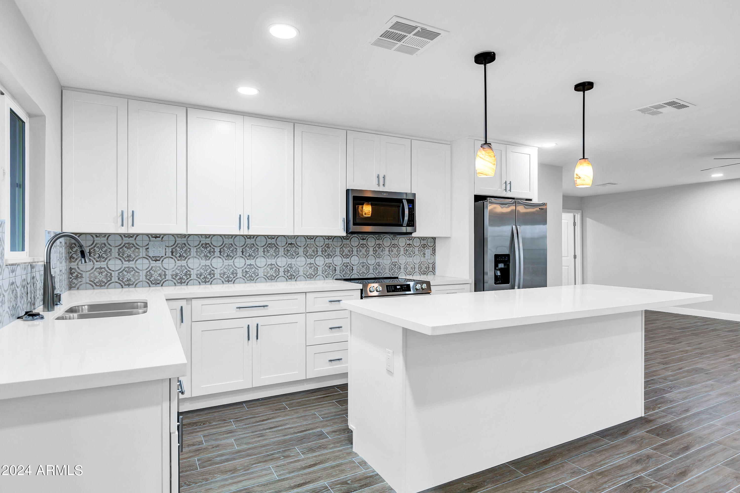 10602 W CUMBERLAND Drive