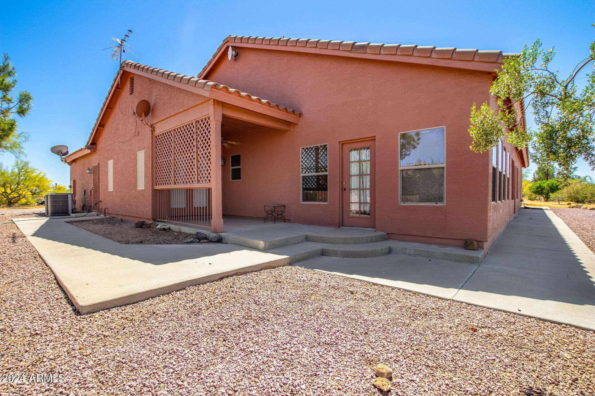 18530 W MOONLIGHT MESA Road