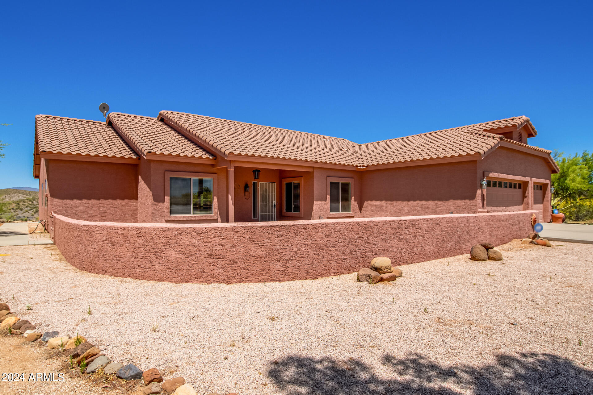 18530 W MOONLIGHT MESA Road