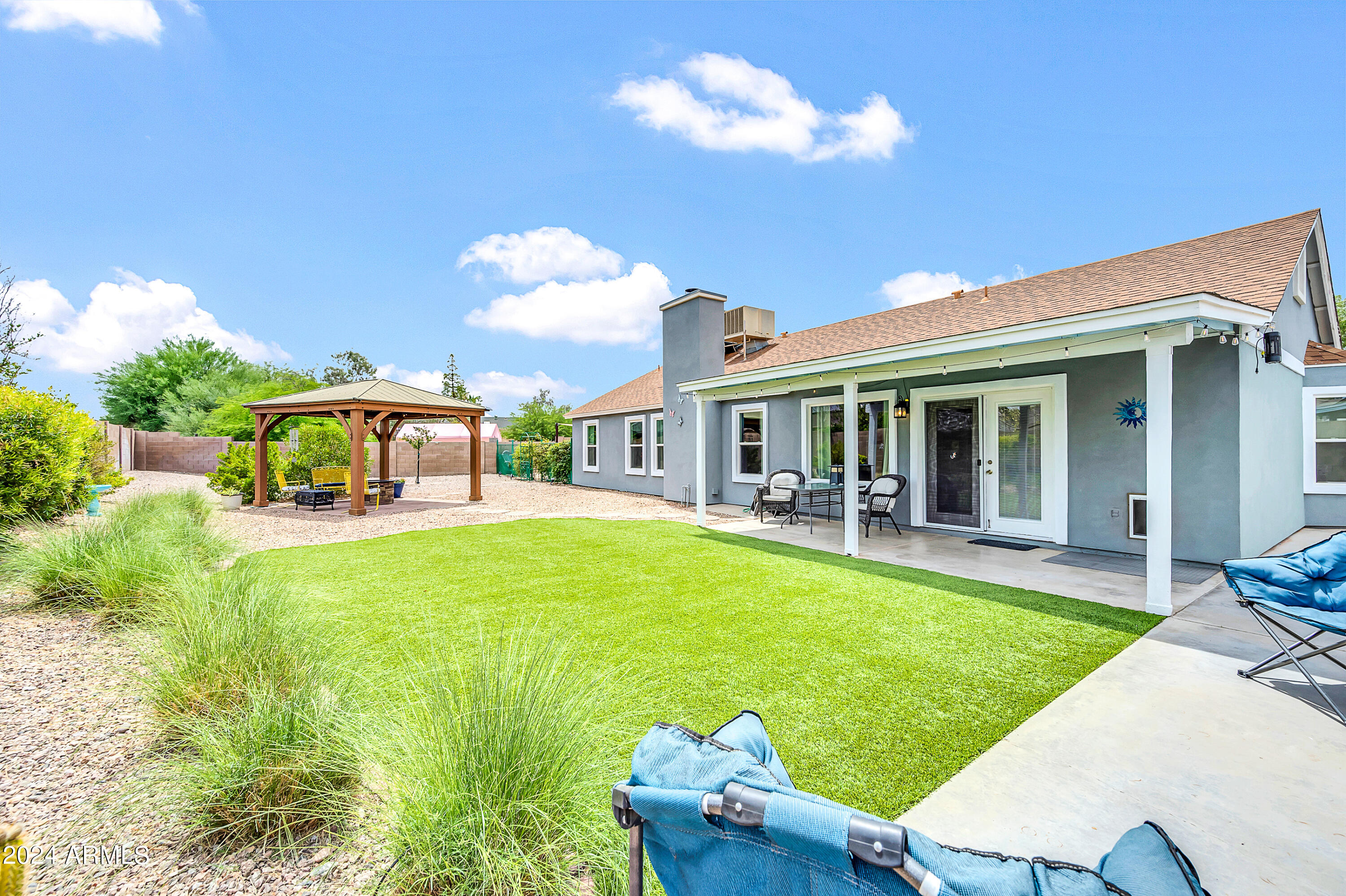 8332 W LARKSPUR Drive