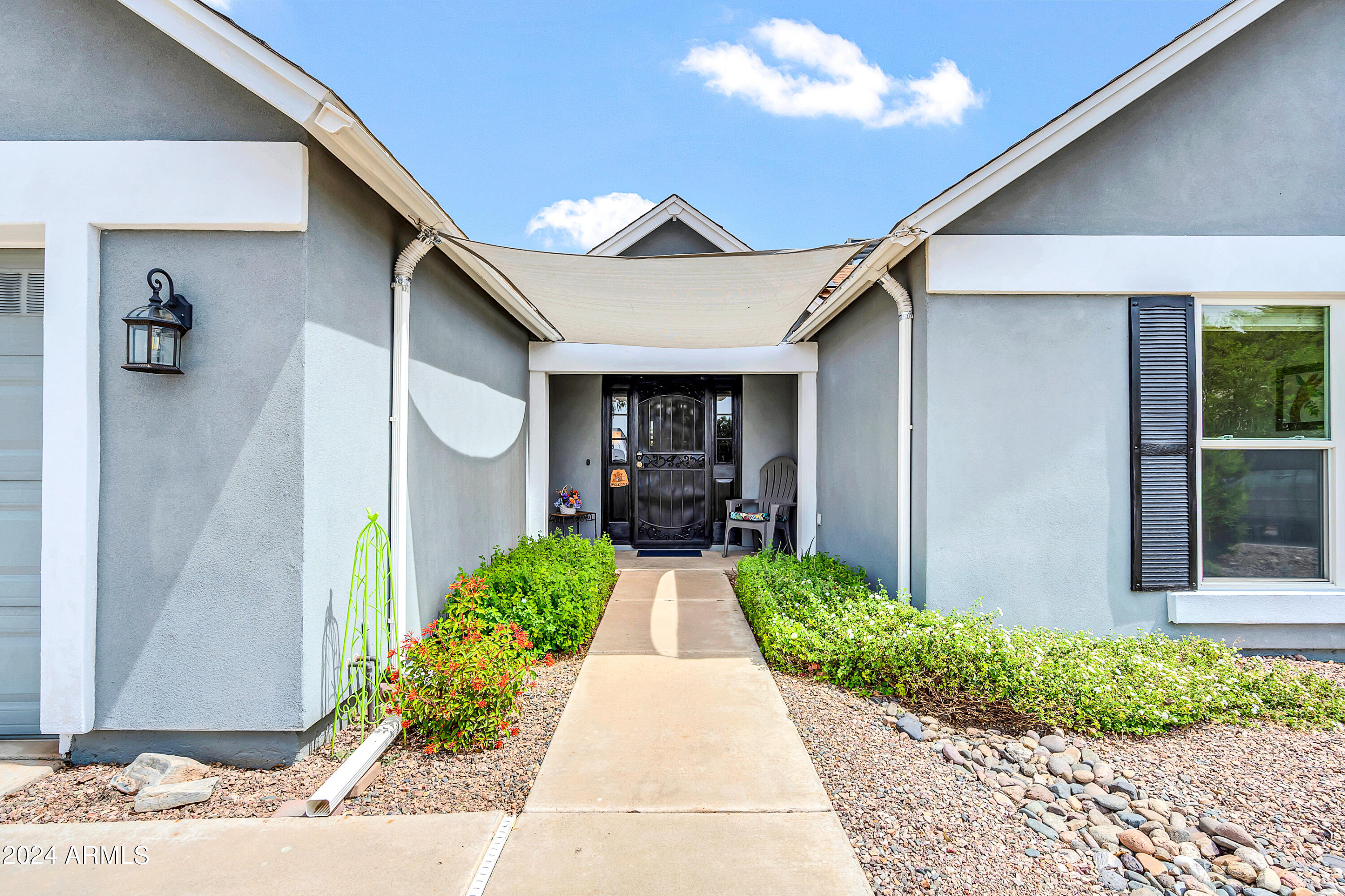 8332 W LARKSPUR Drive