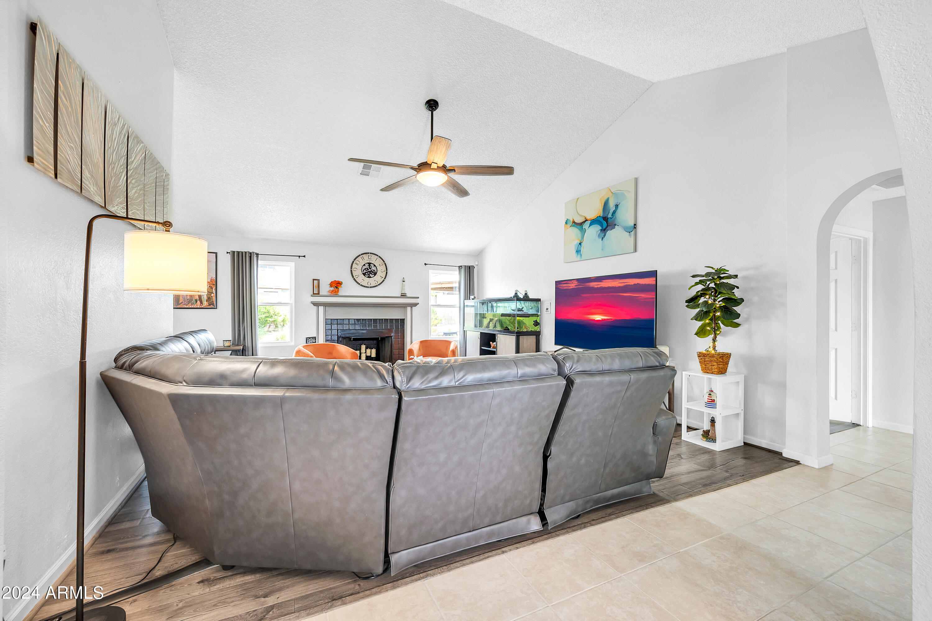 8332 W LARKSPUR Drive