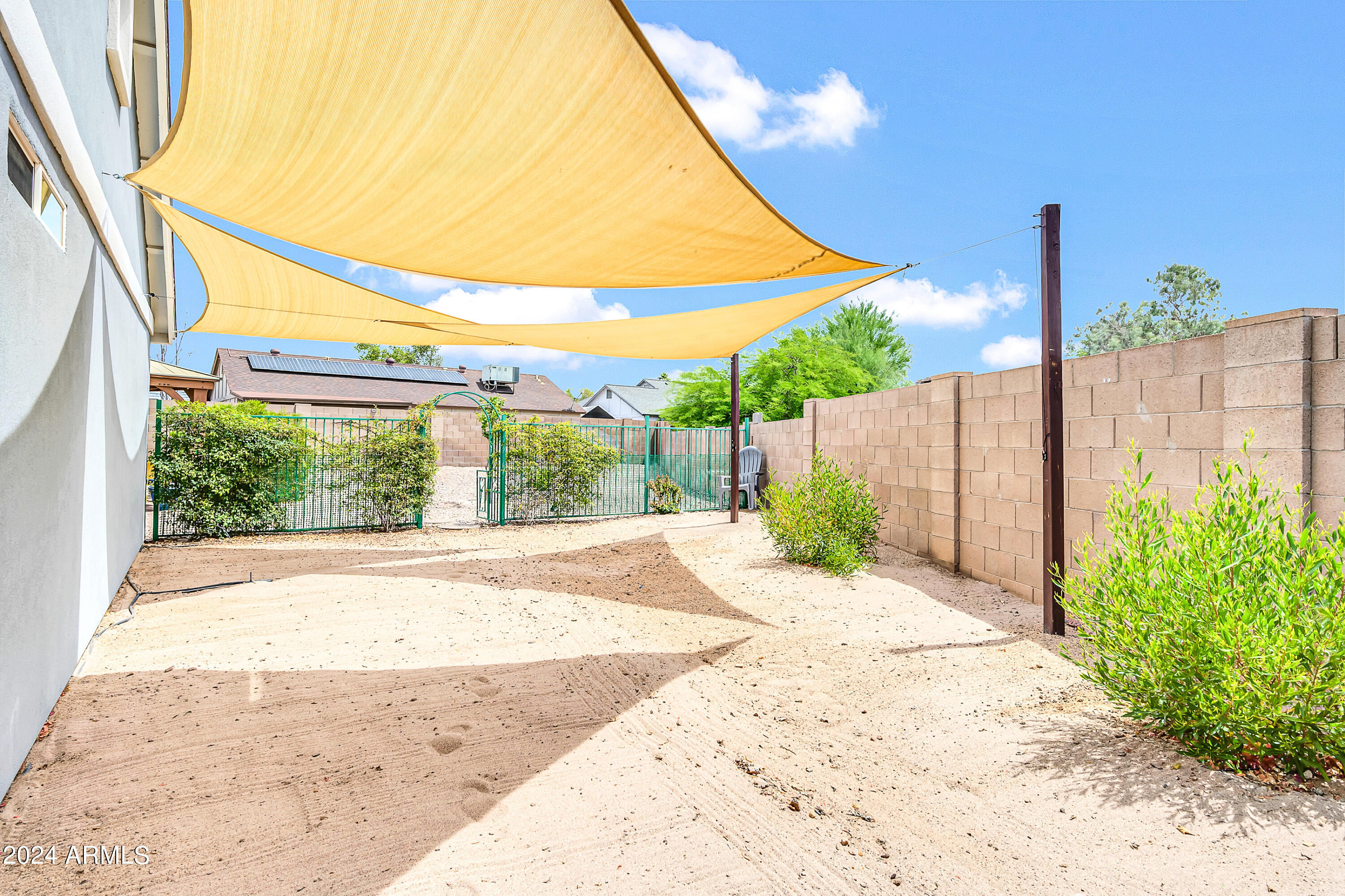 8332 W LARKSPUR Drive