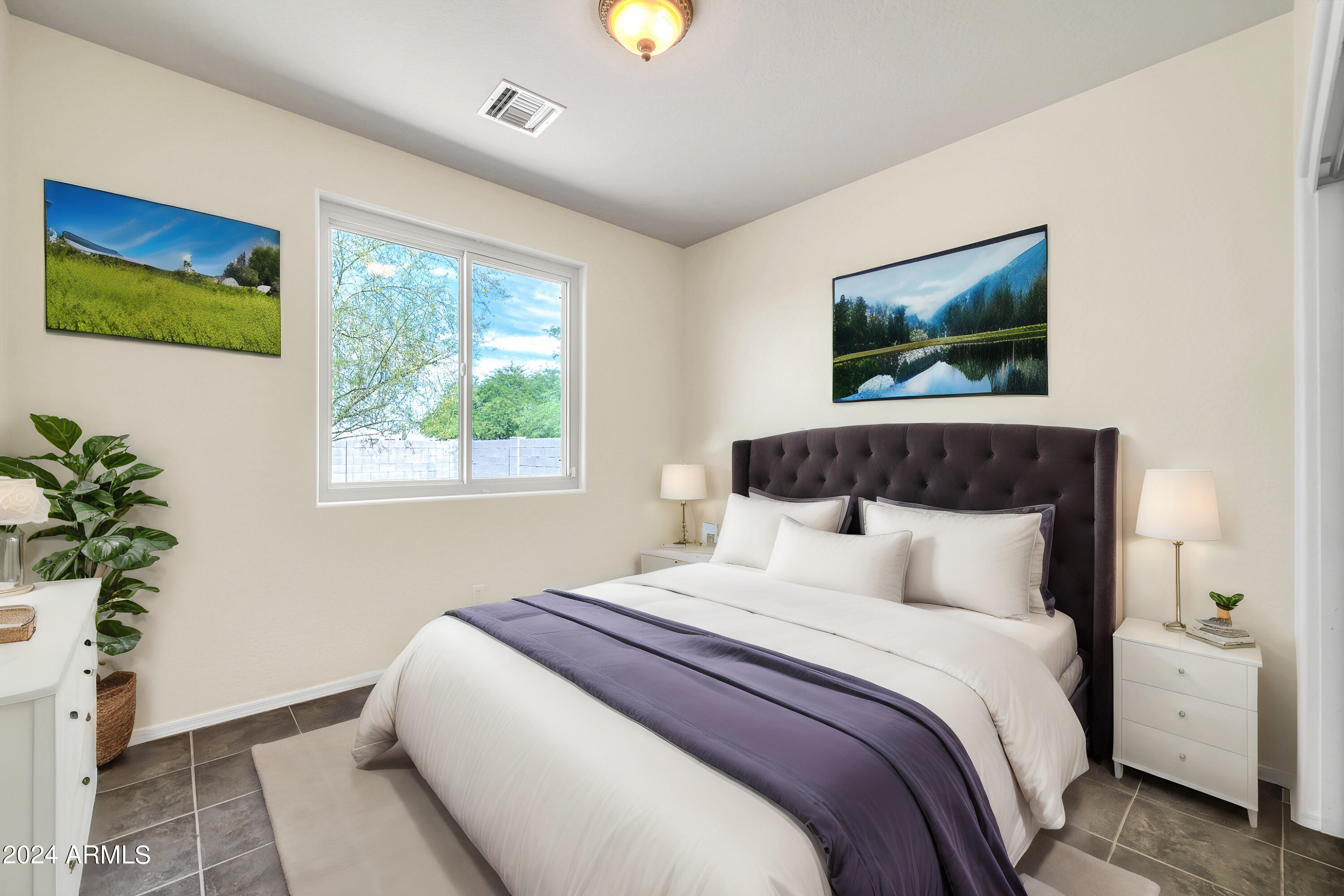 24919 W QUAILS NEST Lane