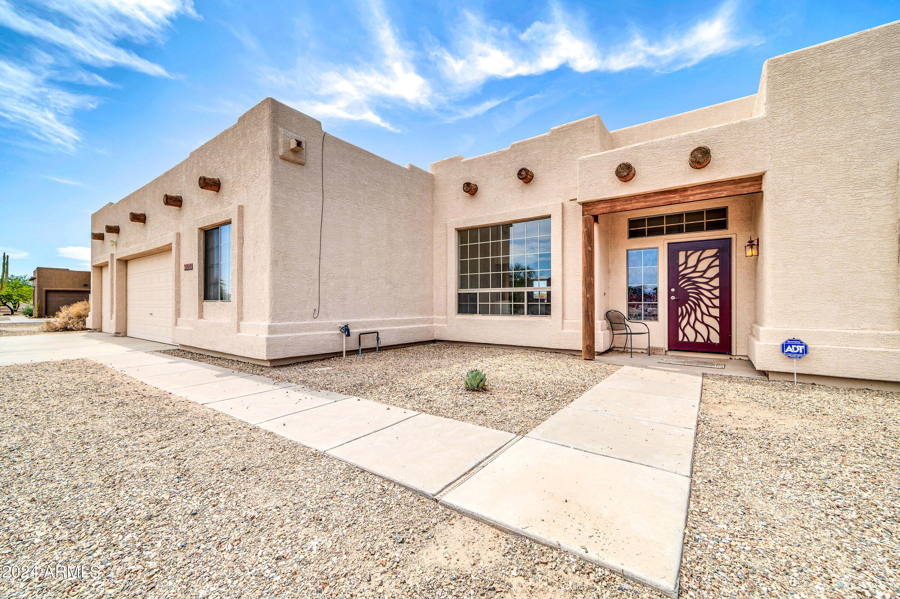 24919 W QUAILS NEST Lane