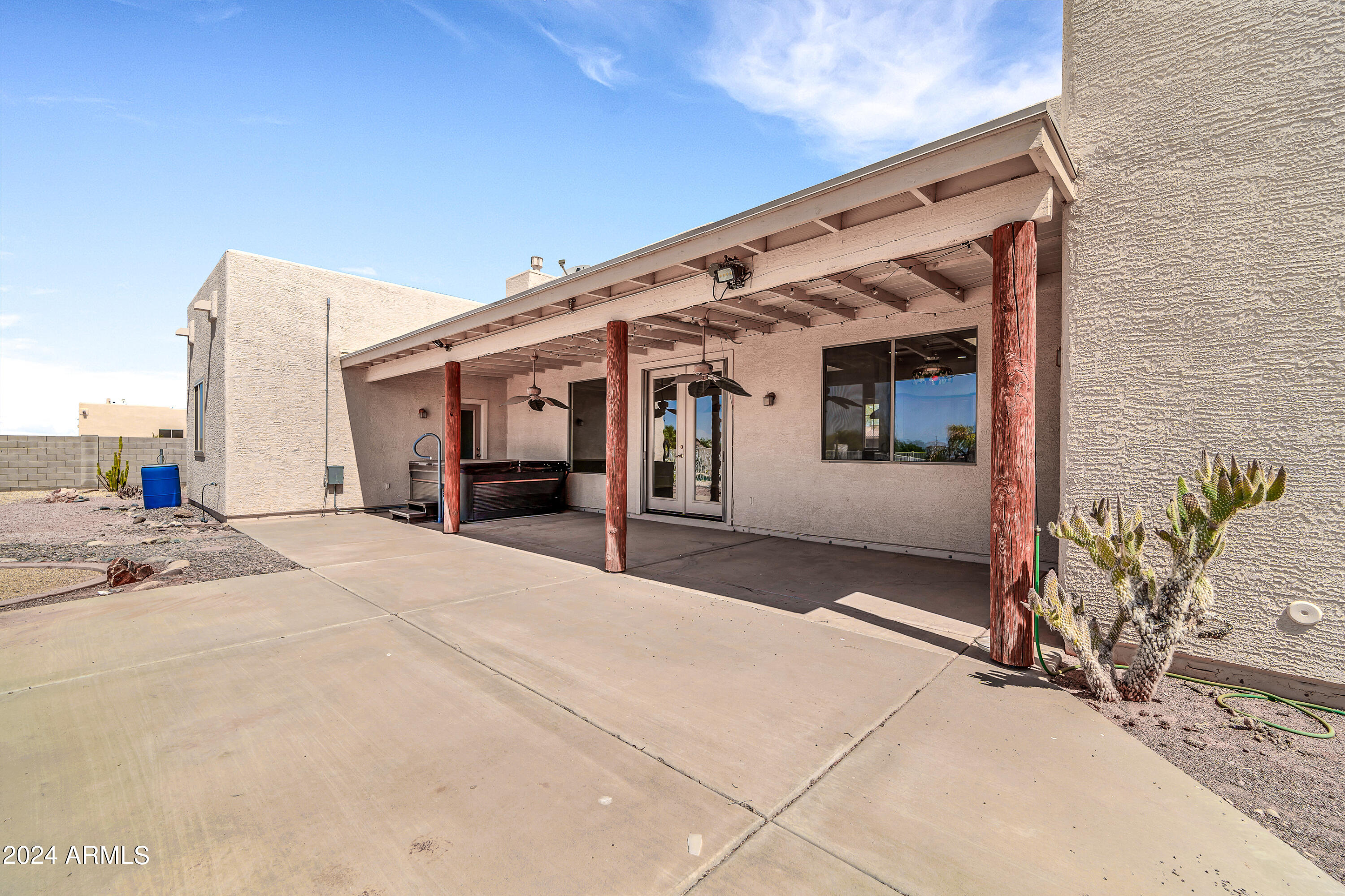24919 W QUAILS NEST Lane