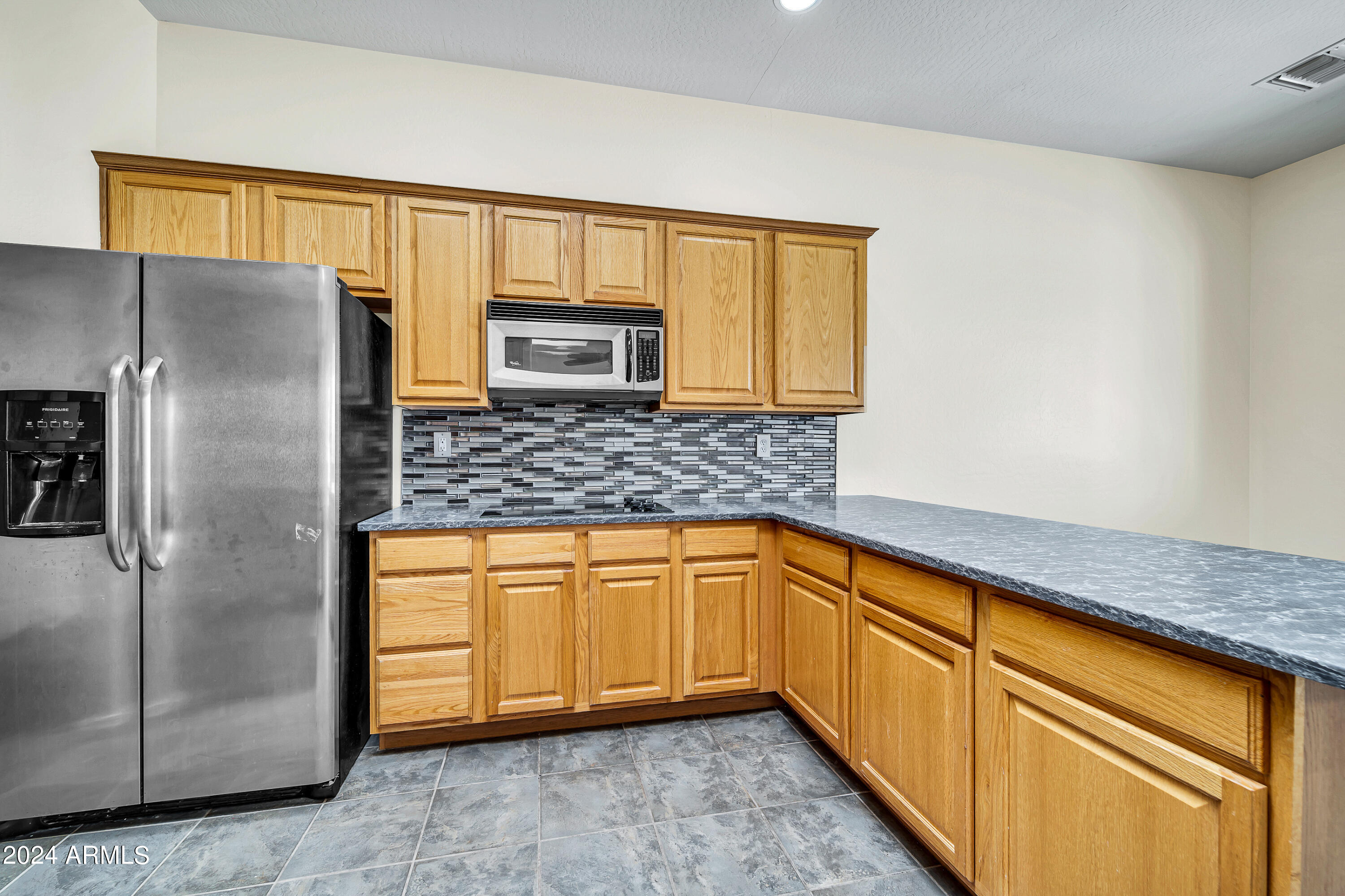 24919 W QUAILS NEST Lane