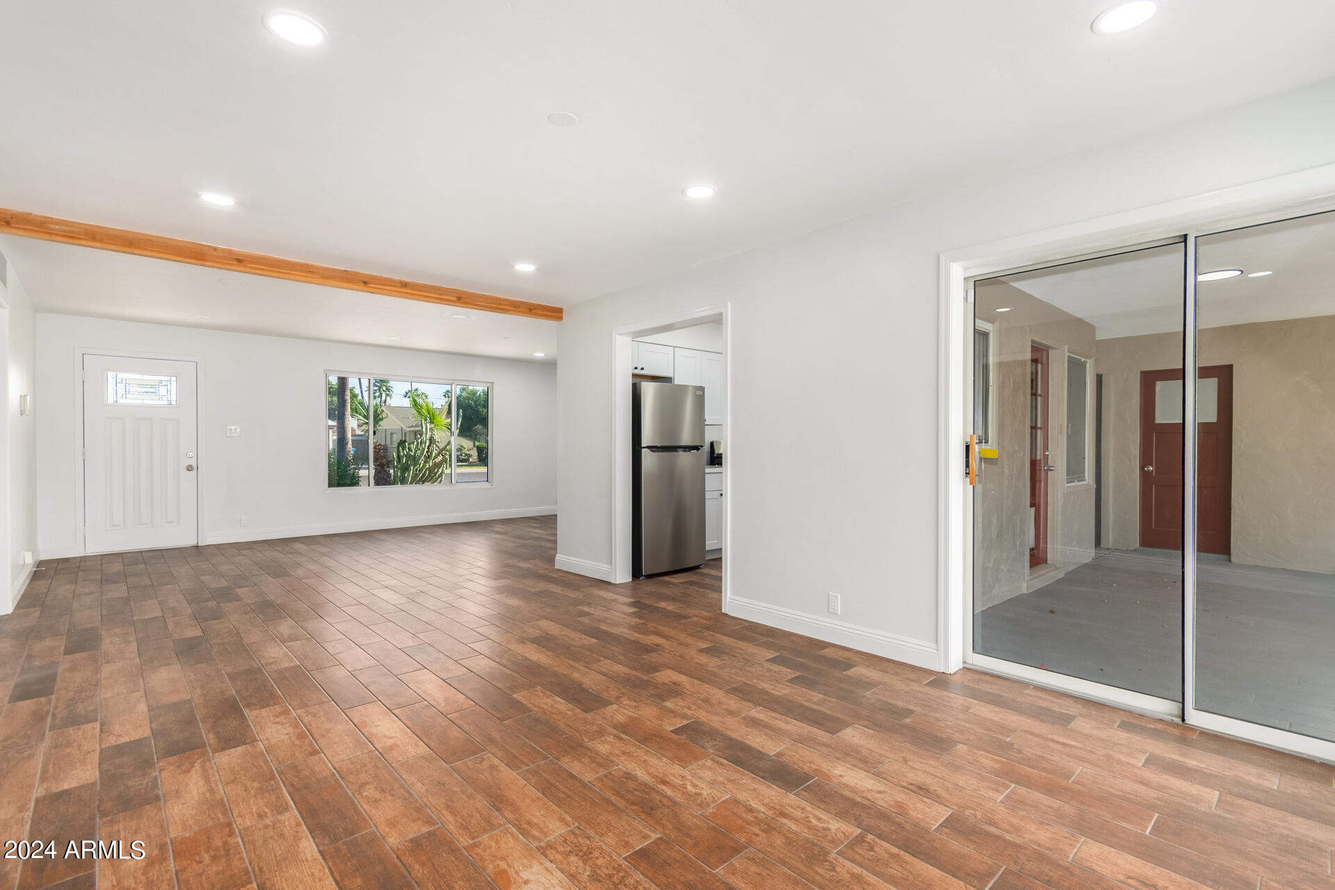 1702 W COOLIDGE Street