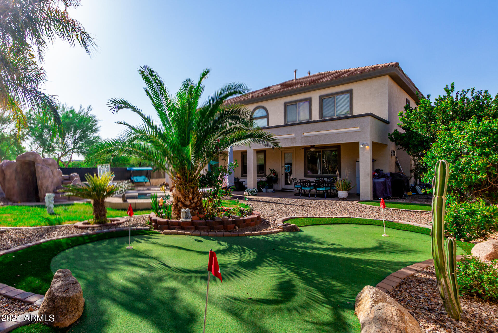 11401 E SHERIDAN Circle