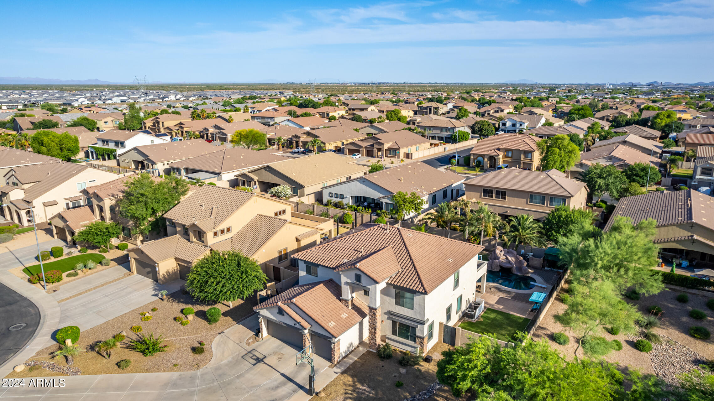 11401 E SHERIDAN Circle