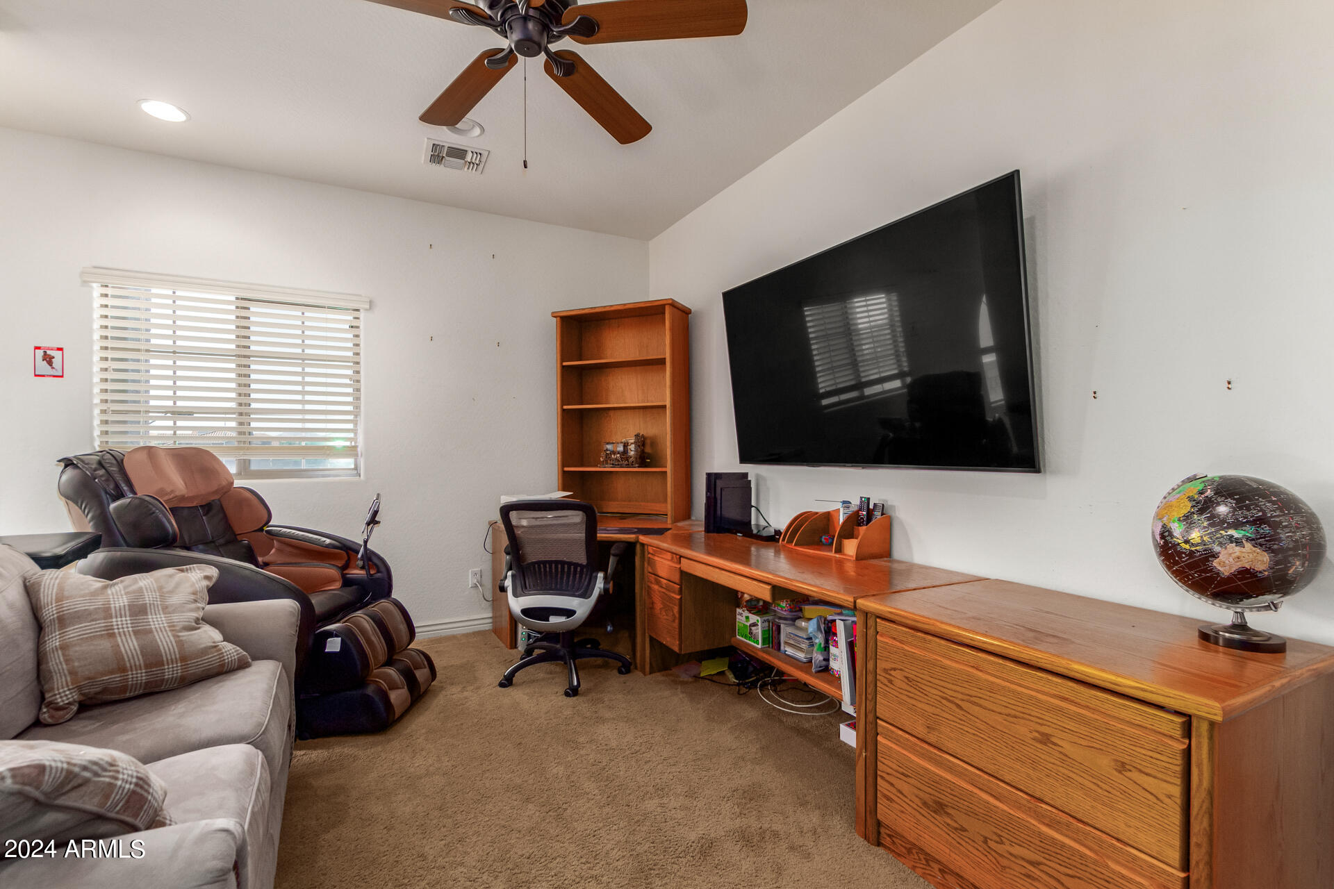 11401 E SHERIDAN Circle