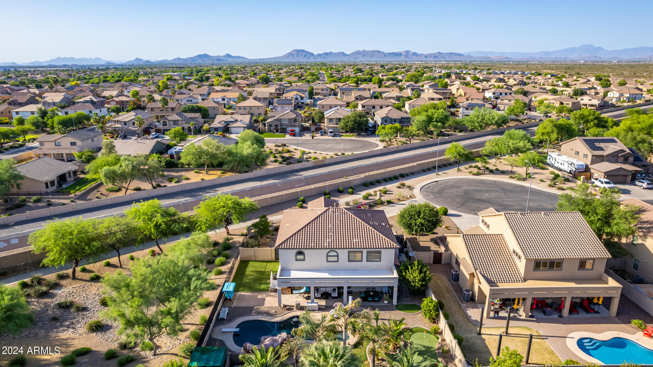 11401 E SHERIDAN Circle