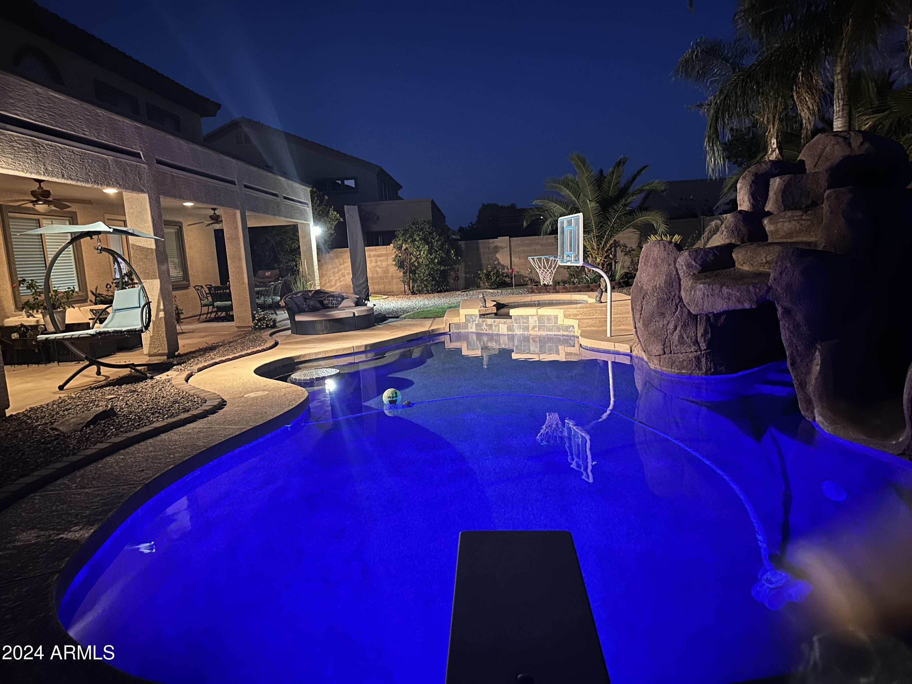 11401 E SHERIDAN Circle